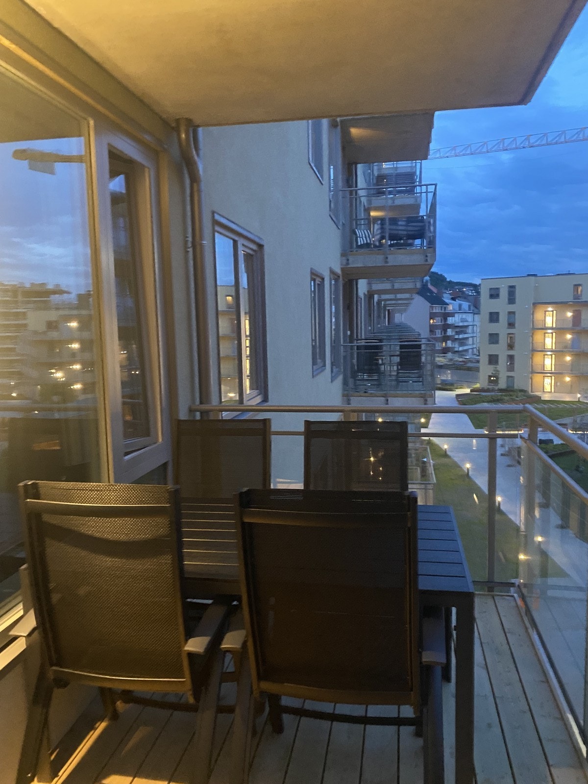 Balkongen er møblert Galleribilde