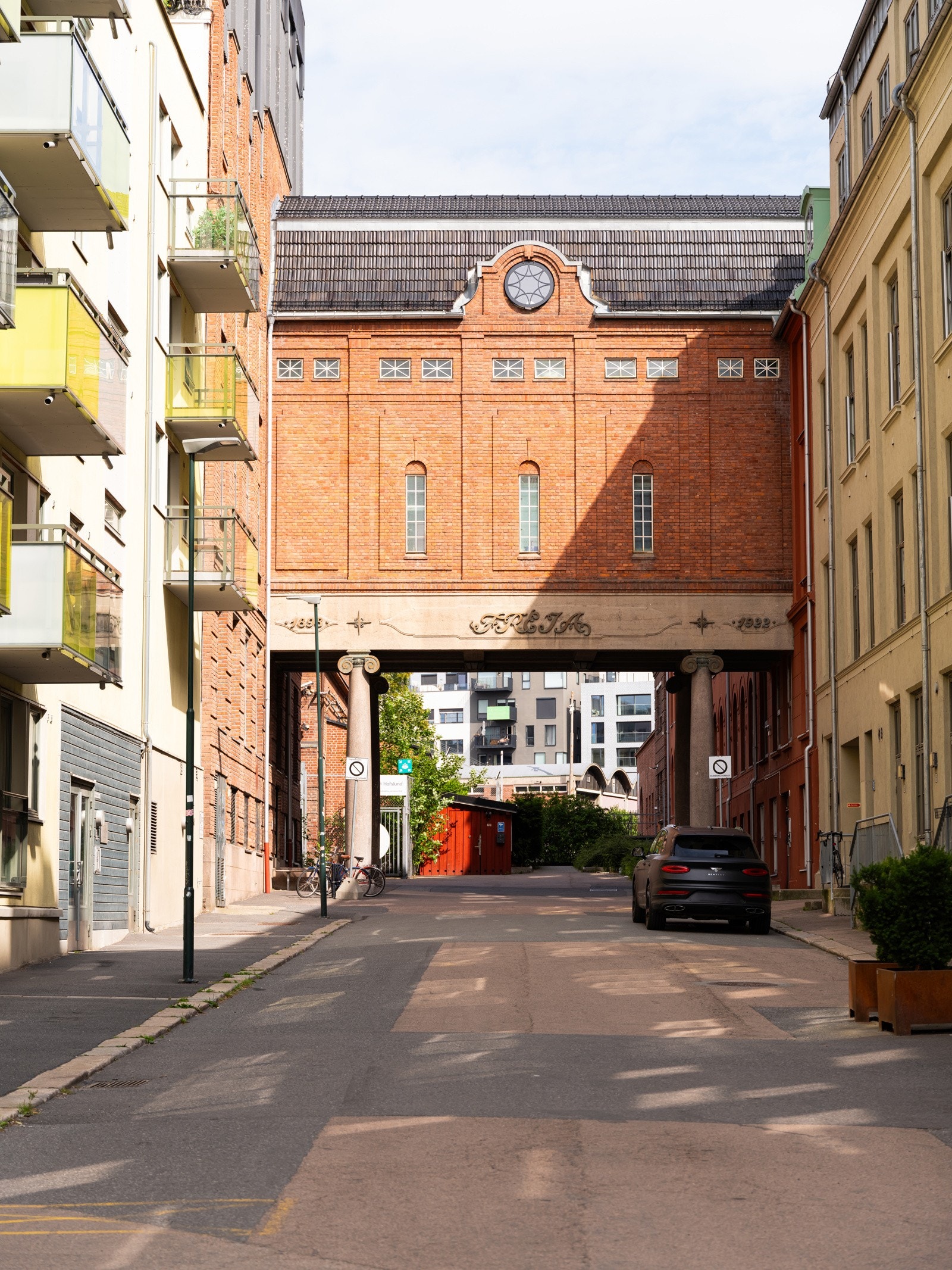 Veldrevet og hyggelig borettslag med 125 leiligheter. Galleribilde