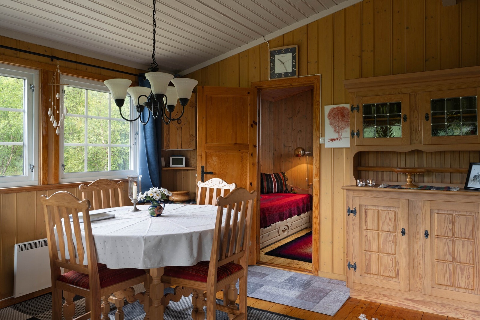 Samle nære og kjære til en minnerik helg på hytten Galleribilde