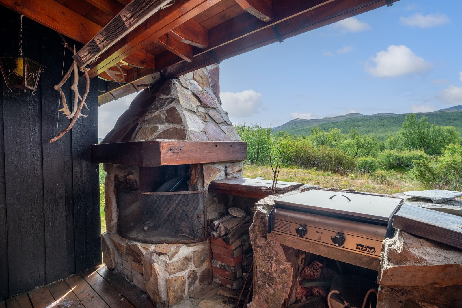 Utepeisen pynter opp utearealene og skaper en fin samlingsplass Galleribilde