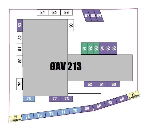 Eiendommen har god parkeringsdekning, også på naboeiendommen Galleribilde