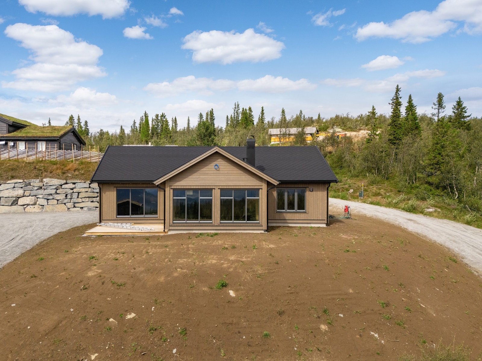 Nyoppført og klare for nye eier. Galleribilde