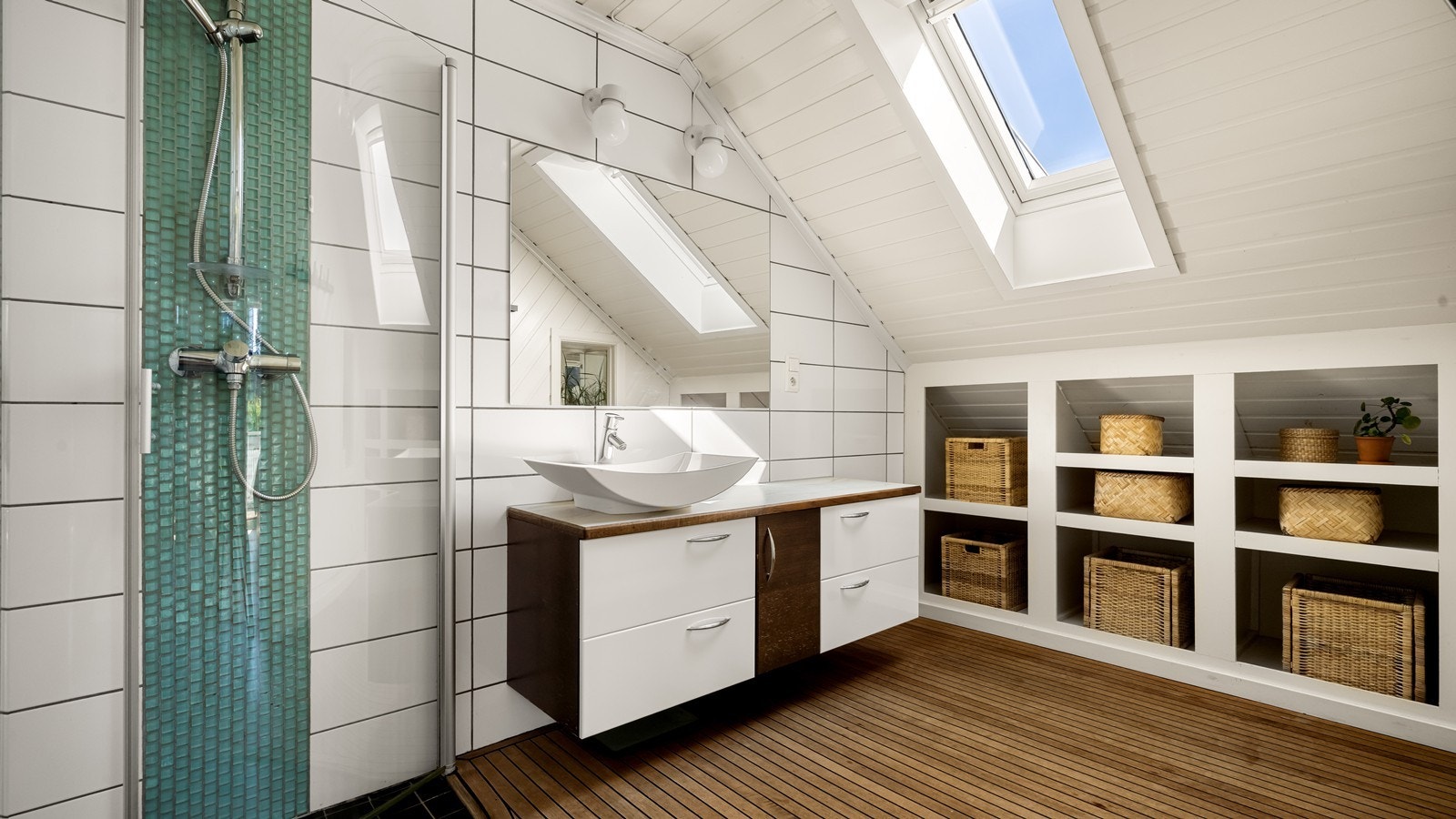 Bad i 2.etg. med dusj Galleribilde