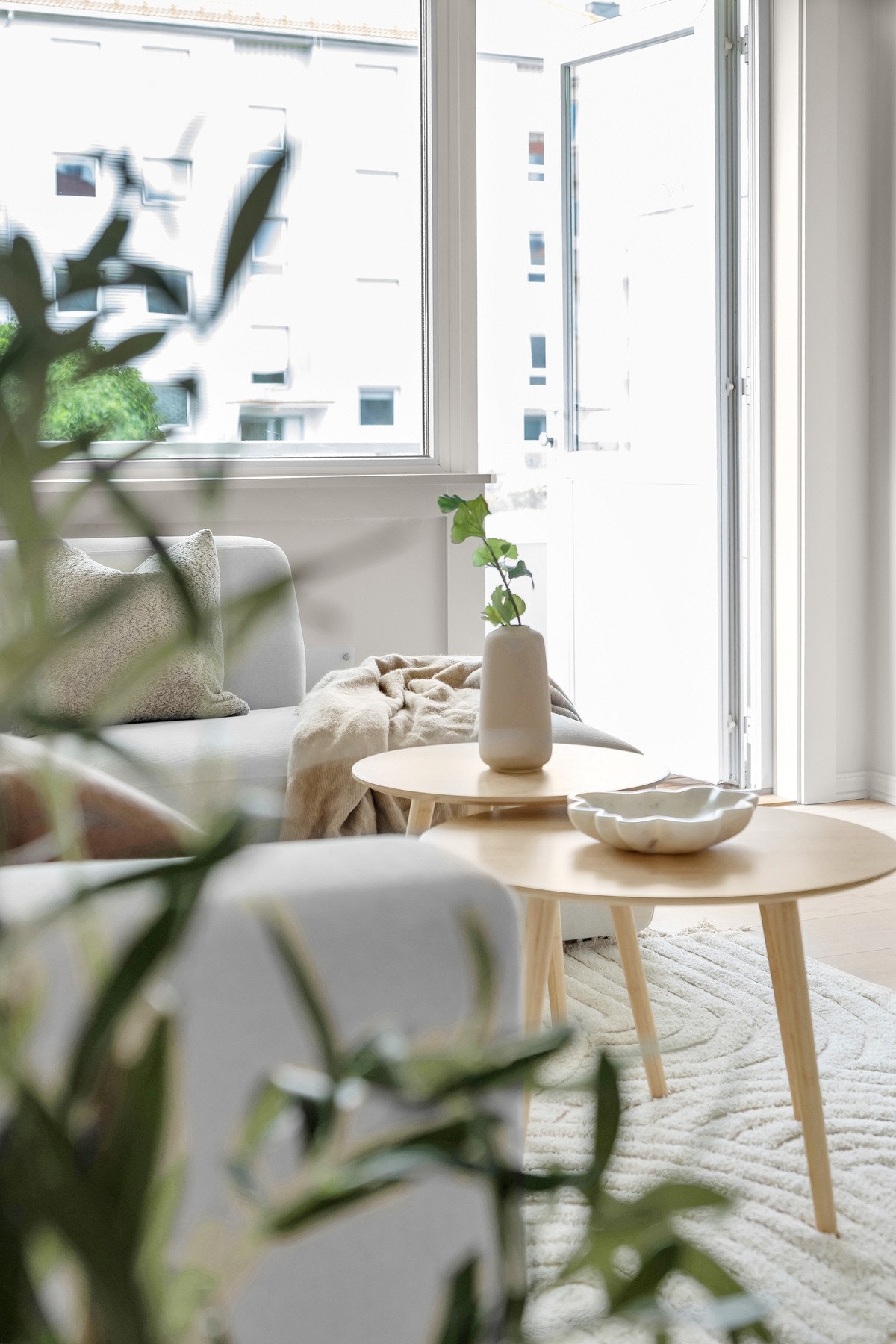 Fra stua er det utgang til vestvendt balkong med gode solforhold. Galleribilde