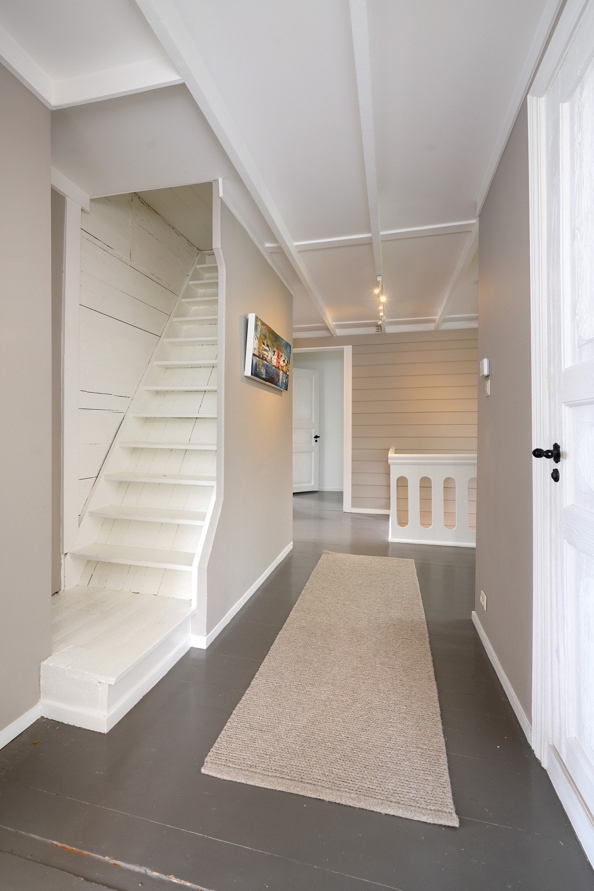 Trapp mot loft Galleribilde