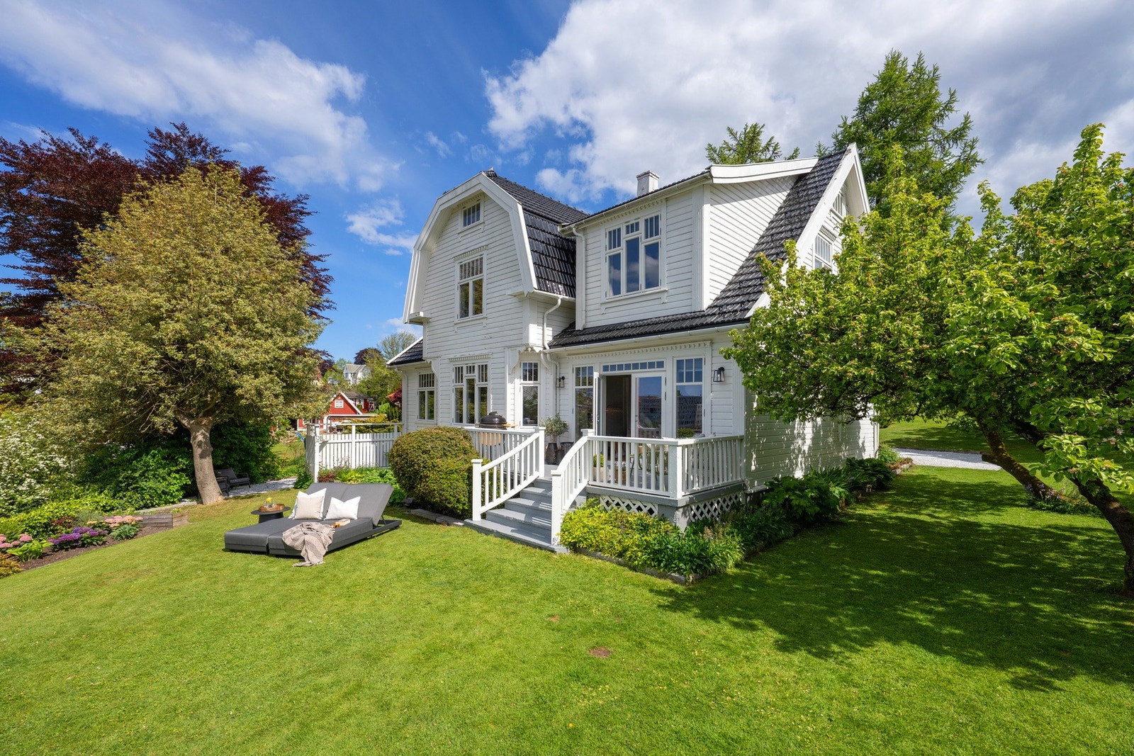 Det er flere herlige uteomåder til familien og til store selskap. Galleribilde