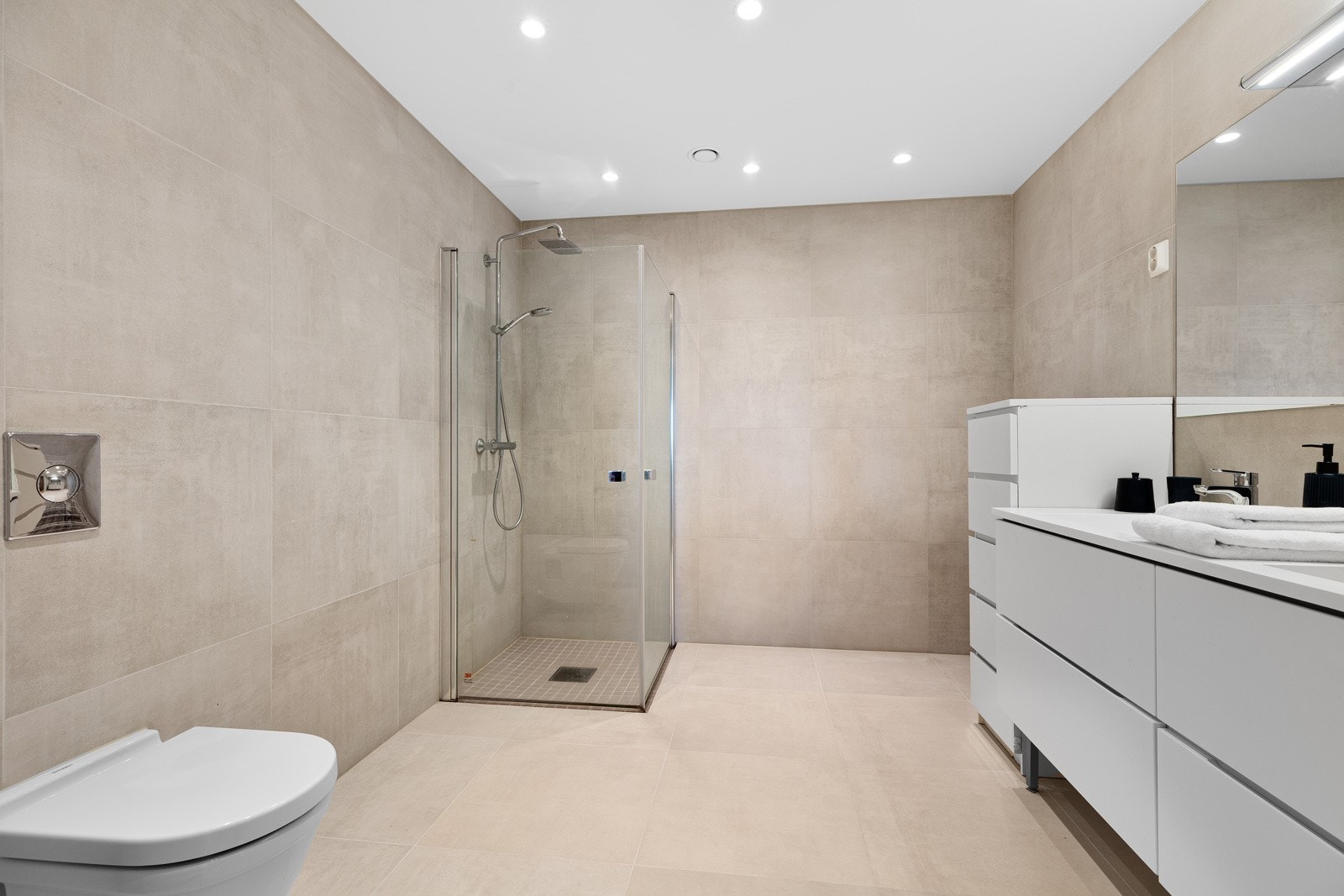 Flott og stort bad Galleribilde