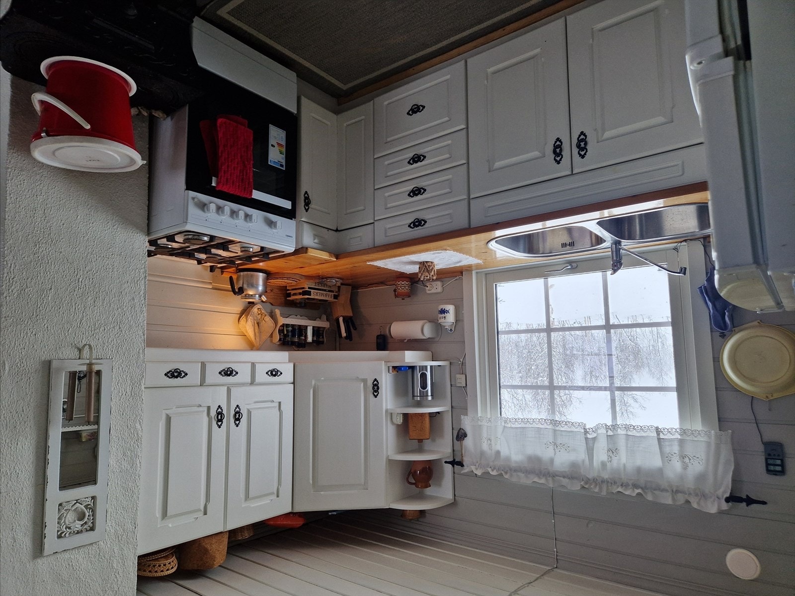 Selgers bilde av kjøkkenet Galleribilde