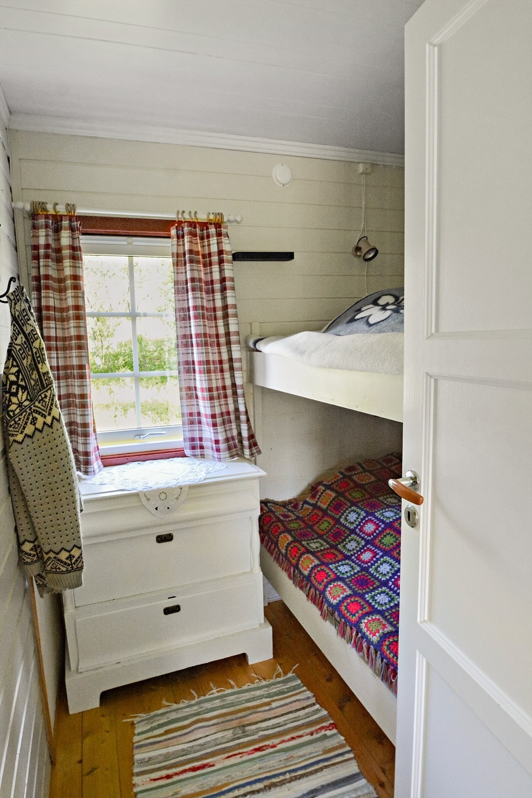 Soverom nr. 2 i hytten har 2 sengeplasser Galleribilde