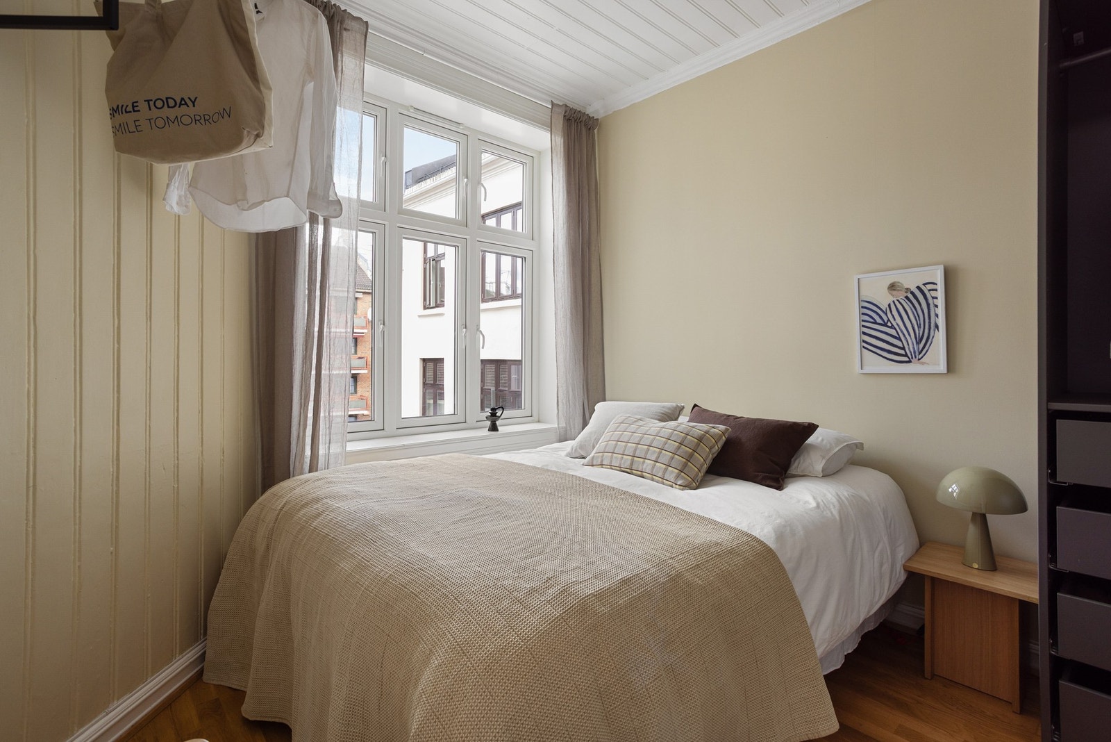 Boligens soverom er av god størrelse. Galleribilde