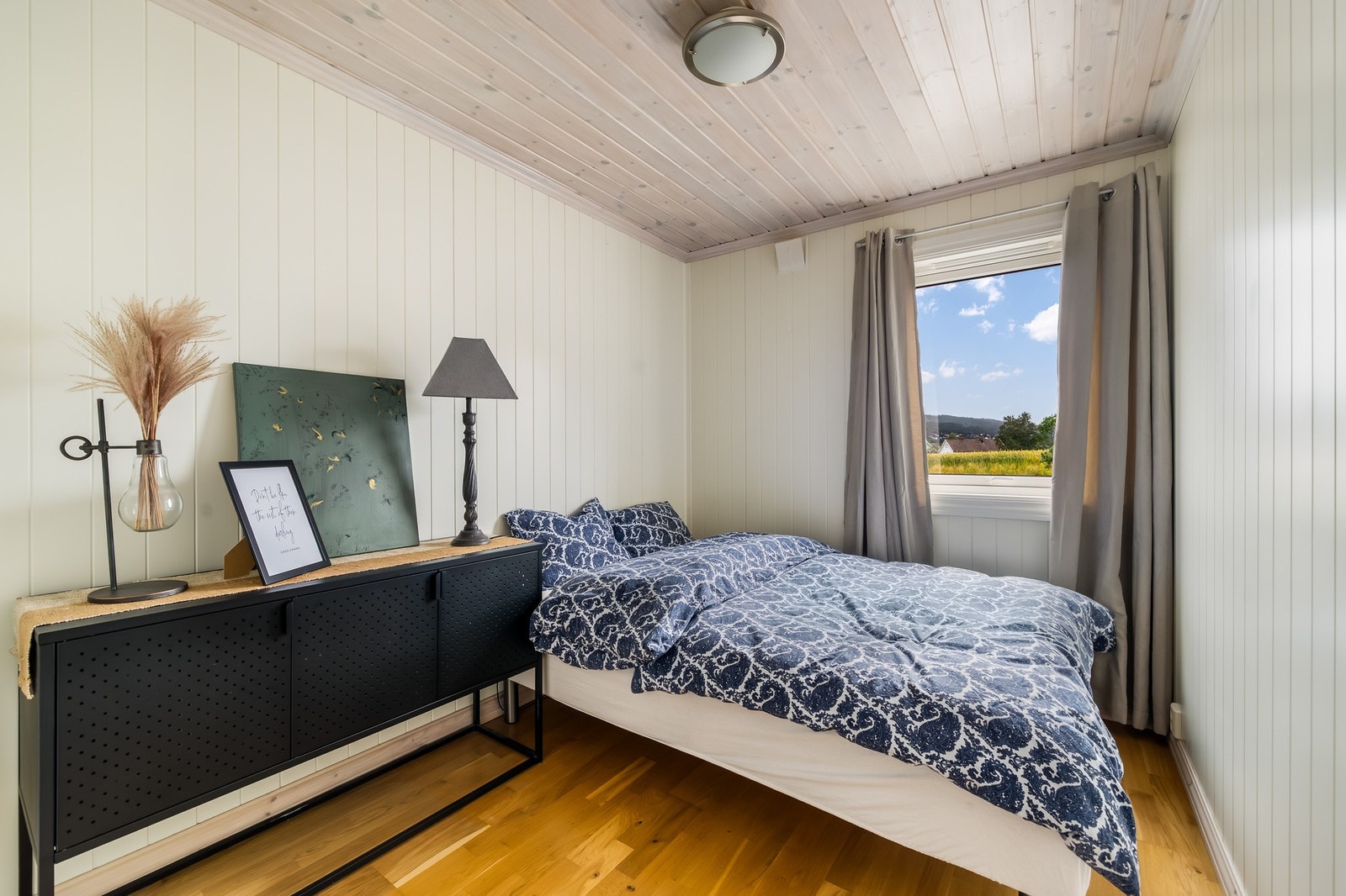 Soverom nr. 2. Galleribilde