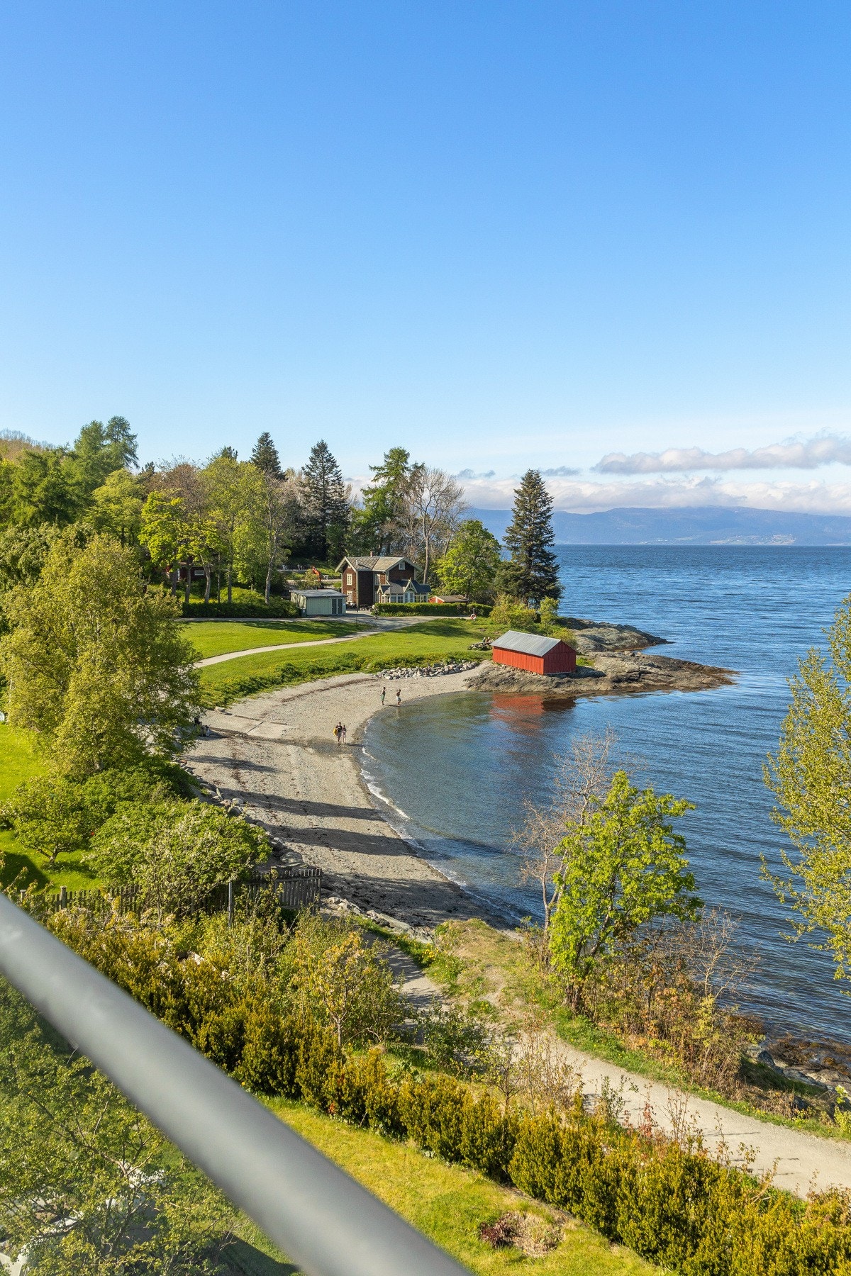 Ringvebukta og Ladestien som nærmeste nabo Galleribilde