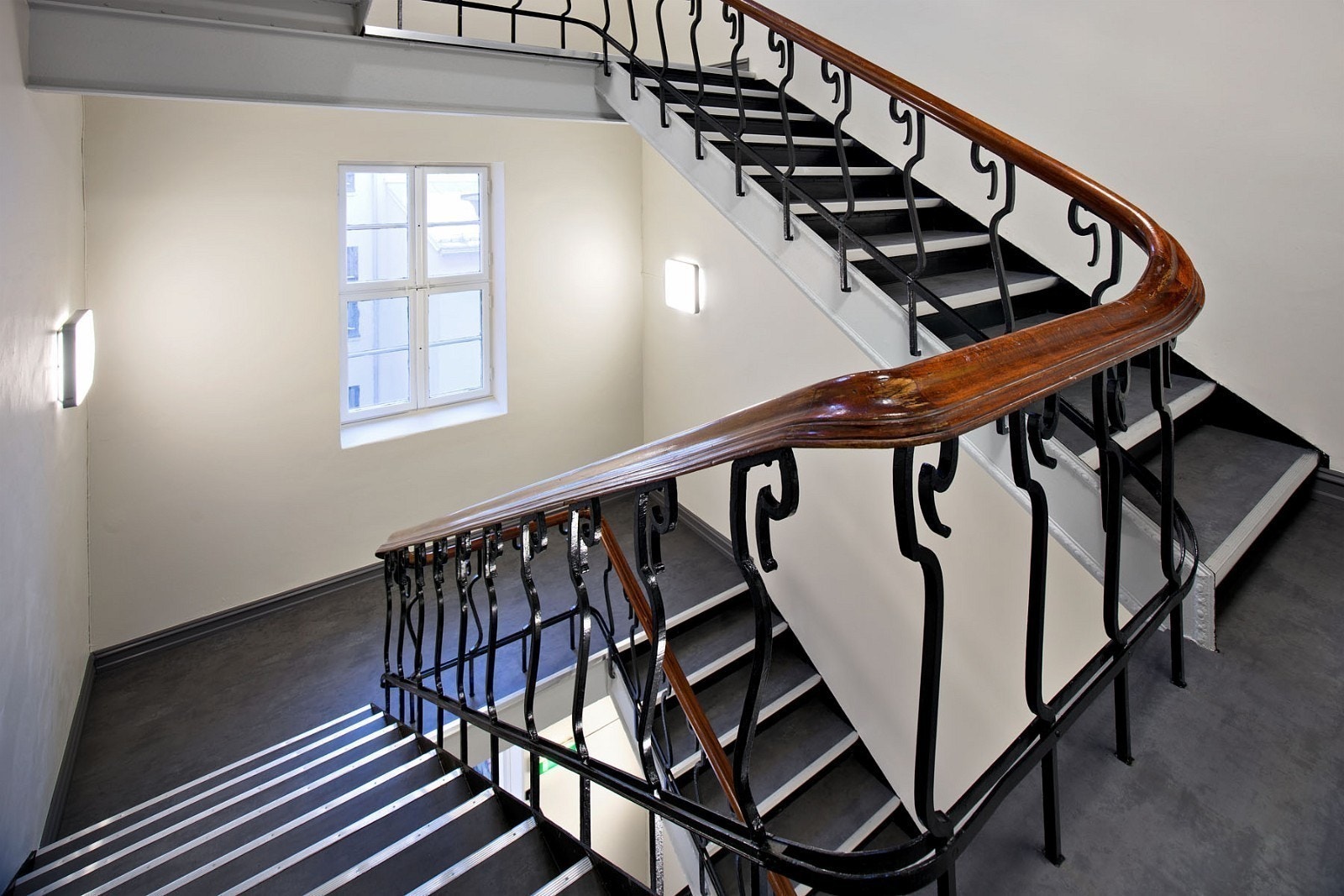 Bilde fra baktrappen i bygget Galleribilde