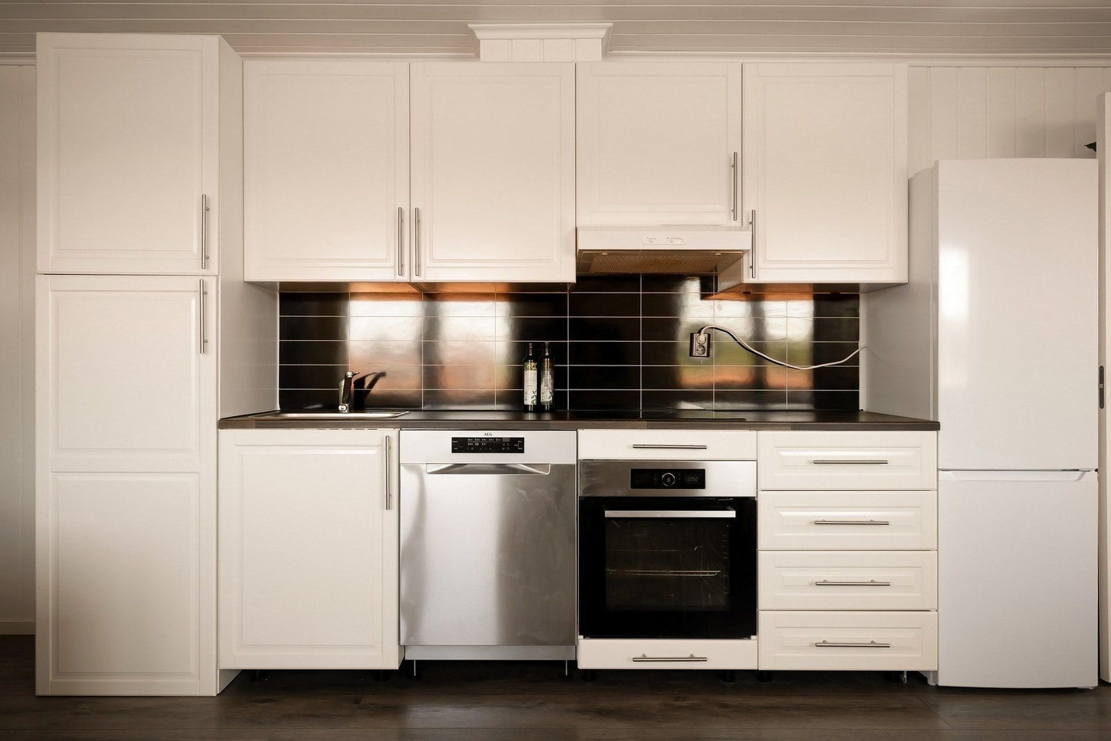 Kjøkkenet har profilerte fronter. Galleribilde