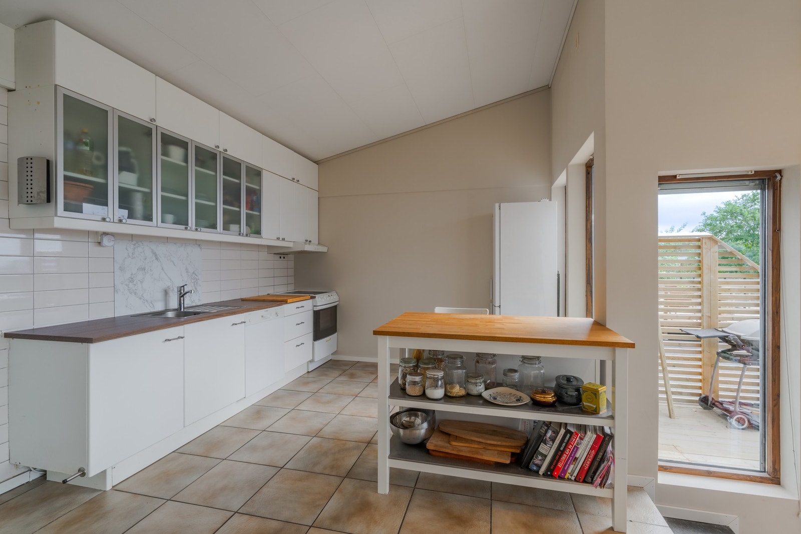 Utleiedelen er pt. utleid for kr. 9.000/mnd. Galleribilde