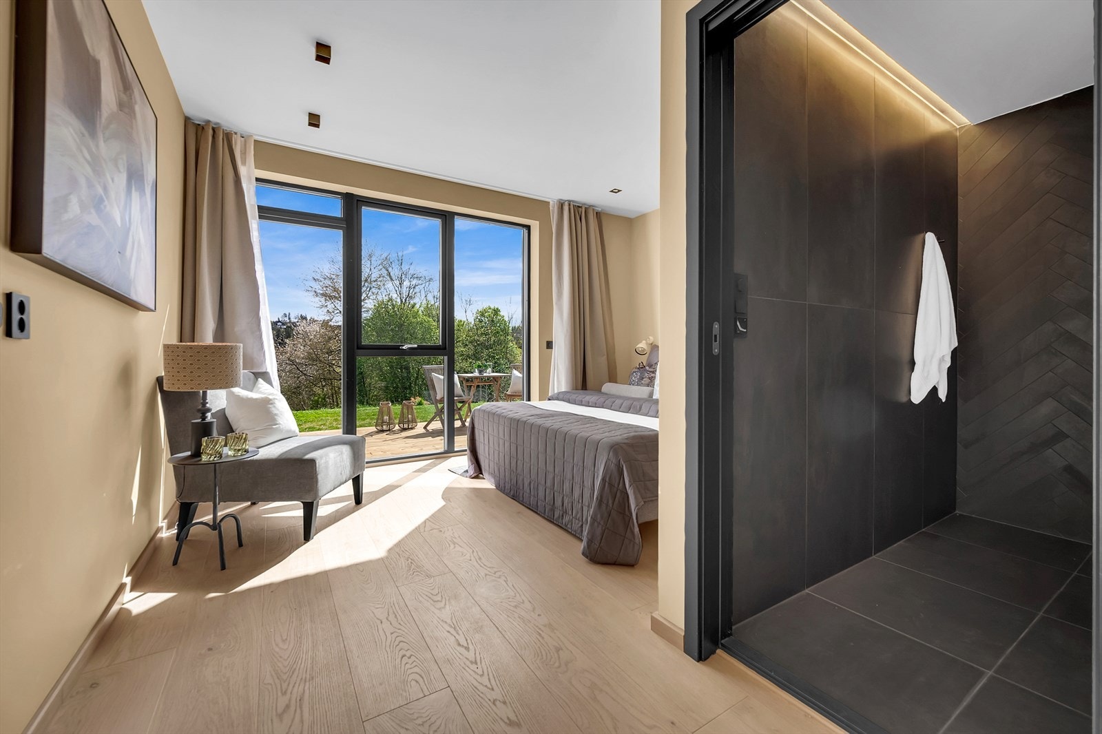 Soverommet er også tilknyttet eget baderom Galleribilde