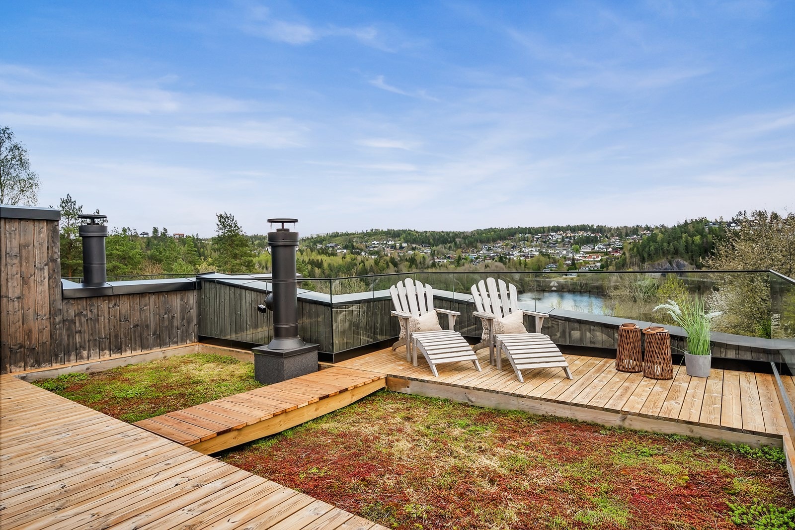 Det er god boltringsplass for både store og små Galleribilde