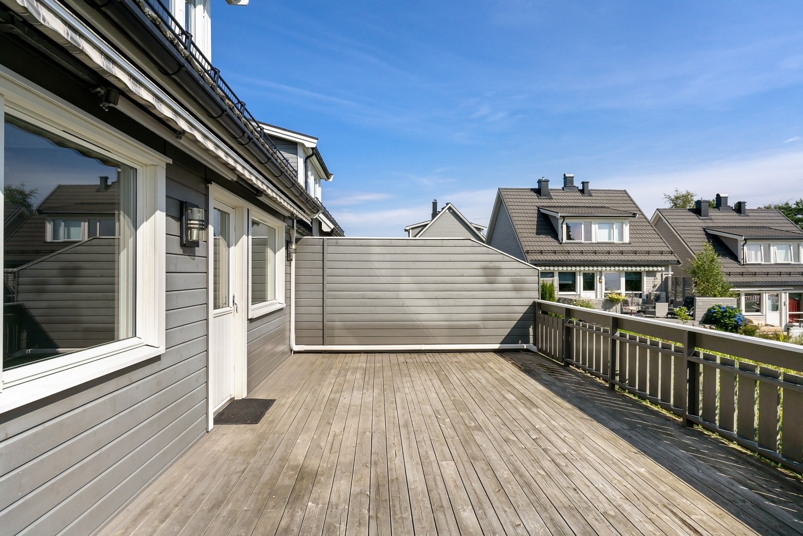 God plass til ønsket utendørsmøblement Galleribilde