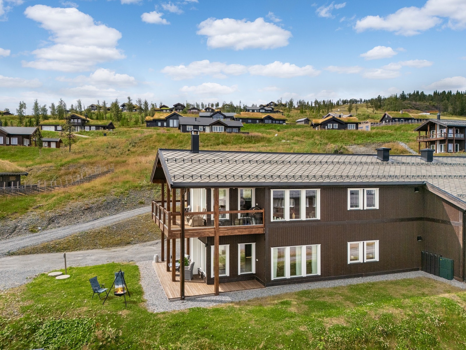 Leiligheten ble ferdigstilt i 2021 og ligger fint til på bakkeplan. Galleribilde