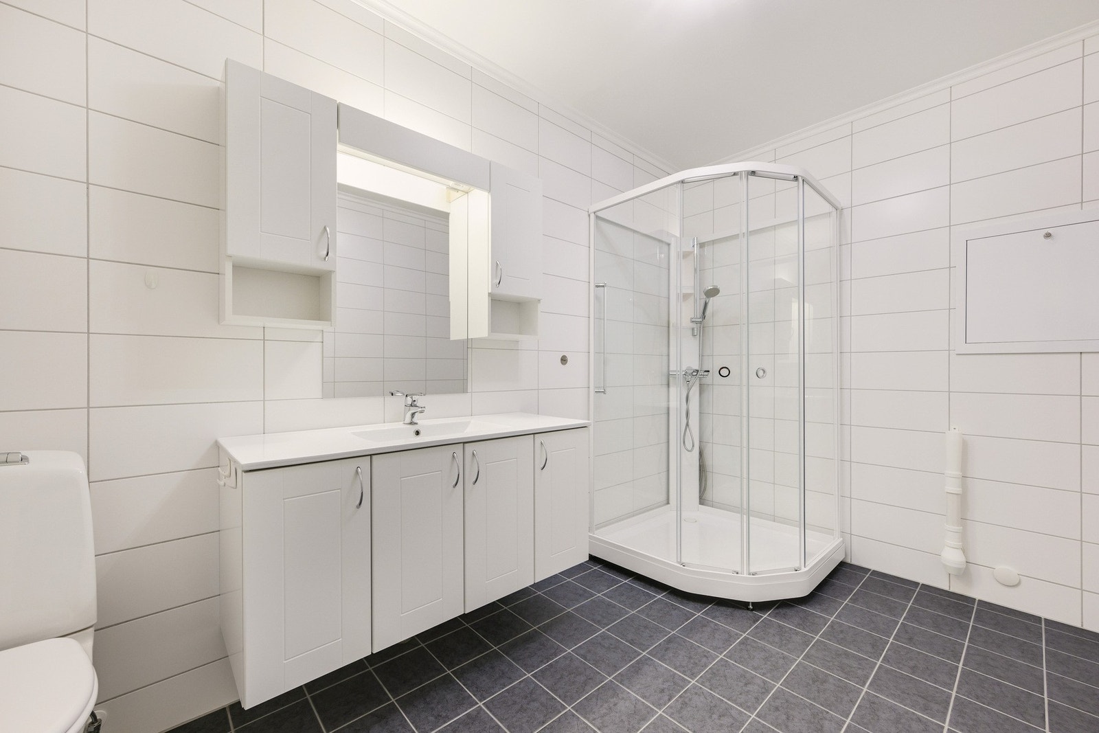 Det er lagt opp til vaskemaskin. Dette er det satt av god plass til. Galleribilde