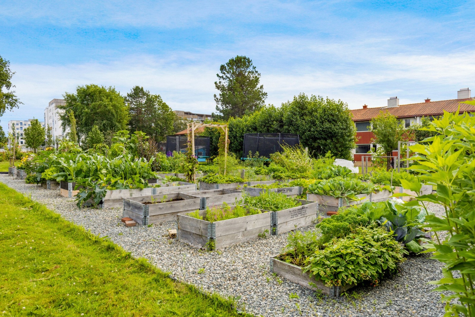 Det er i tillegg en felles parsellhage for velforeningen. Galleribilde