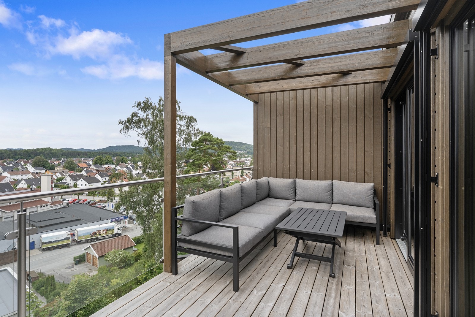 Uteplass toppetasjen Galleribilde