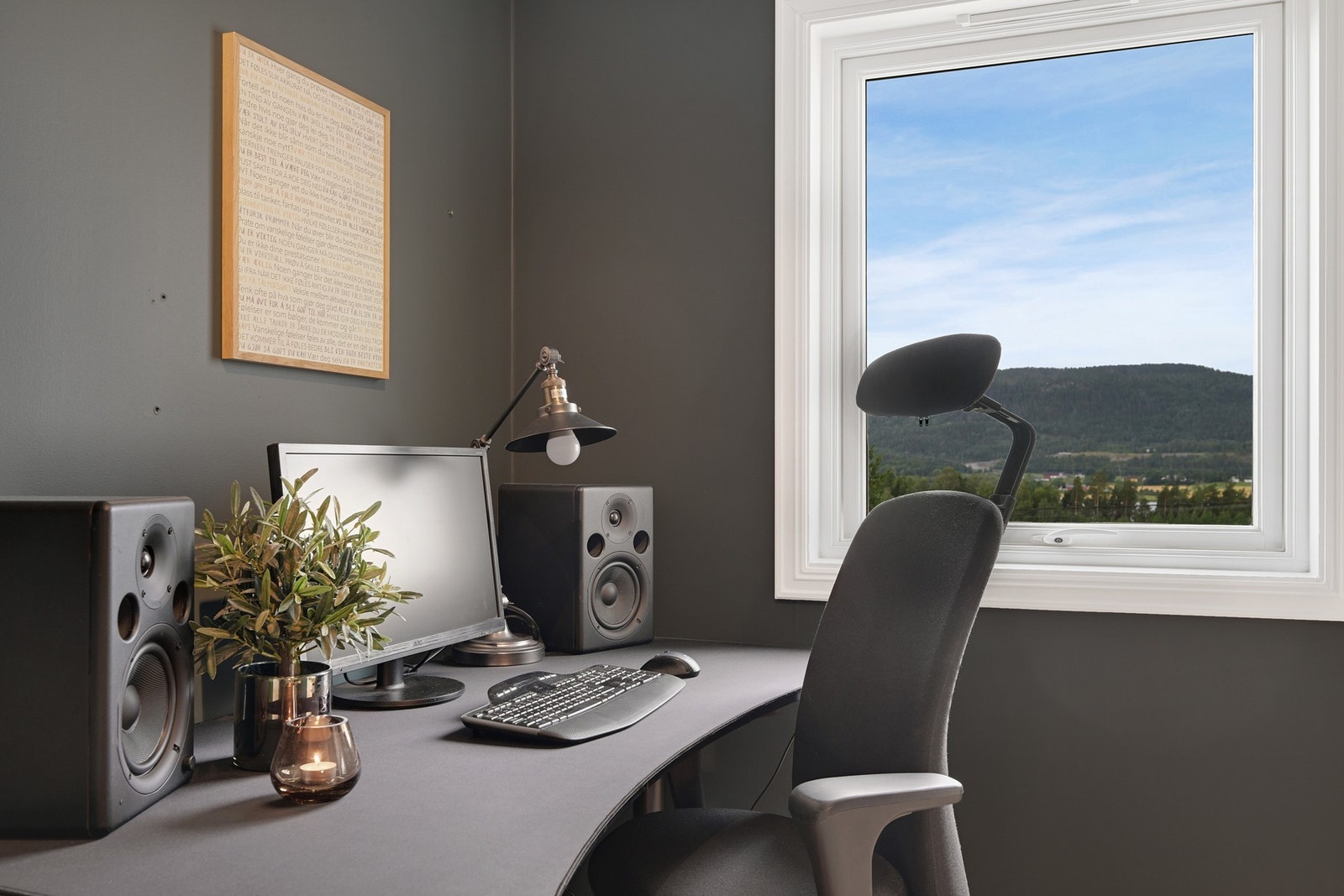 Flott utsikt fra soverommet. Galleribilde