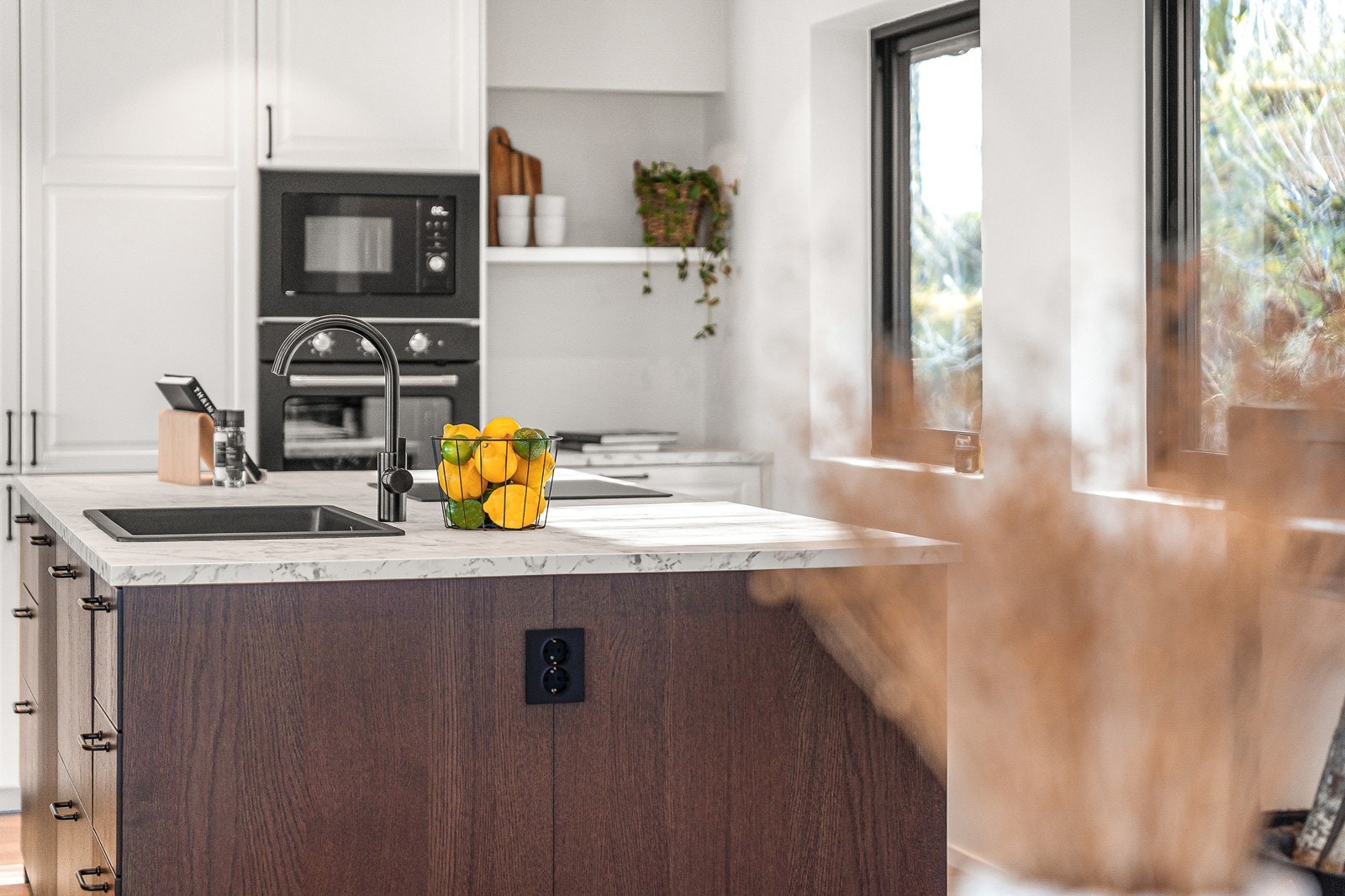 Kjøkkenet er tidløst og ble oppgradert i tidsperioden 2023-2025 Galleribilde