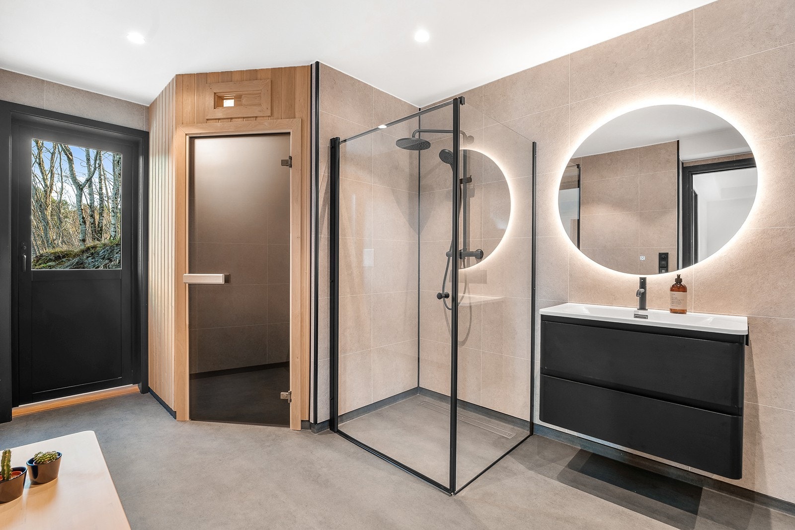 Badet har egen sauna, noe som virkelig gir deg spa-følelsen i eget hjem! Galleribilde