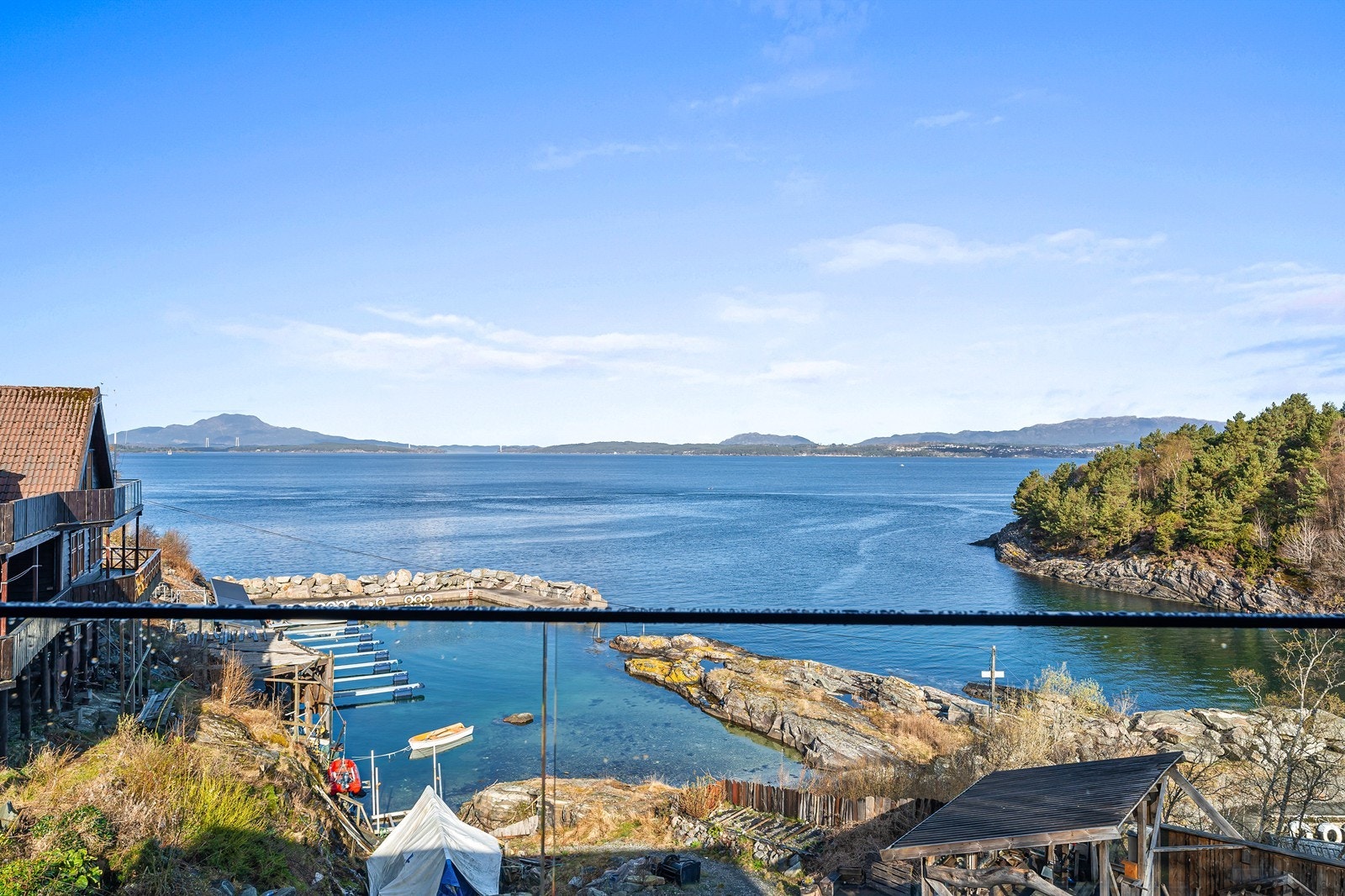 Utsikt fra balkong. Galleribilde