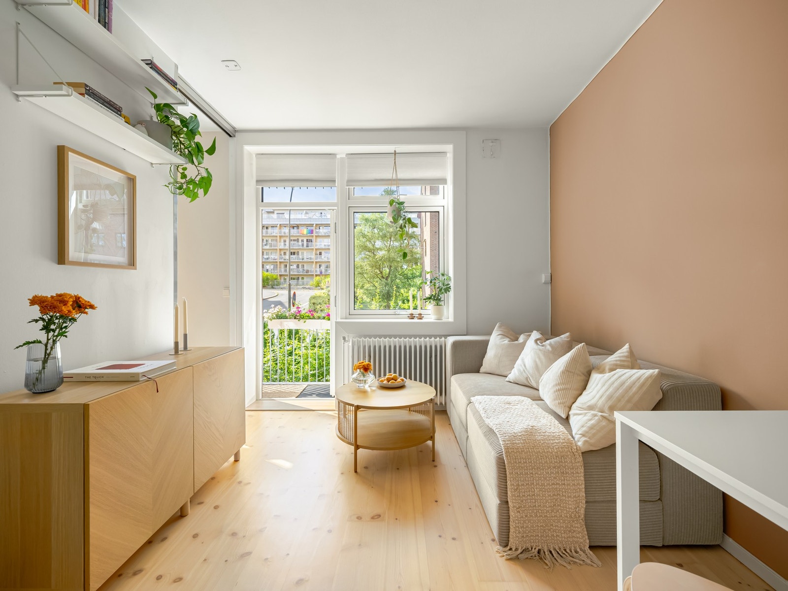 Og ikke minst, til denne fine leiligheten. Galleribilde