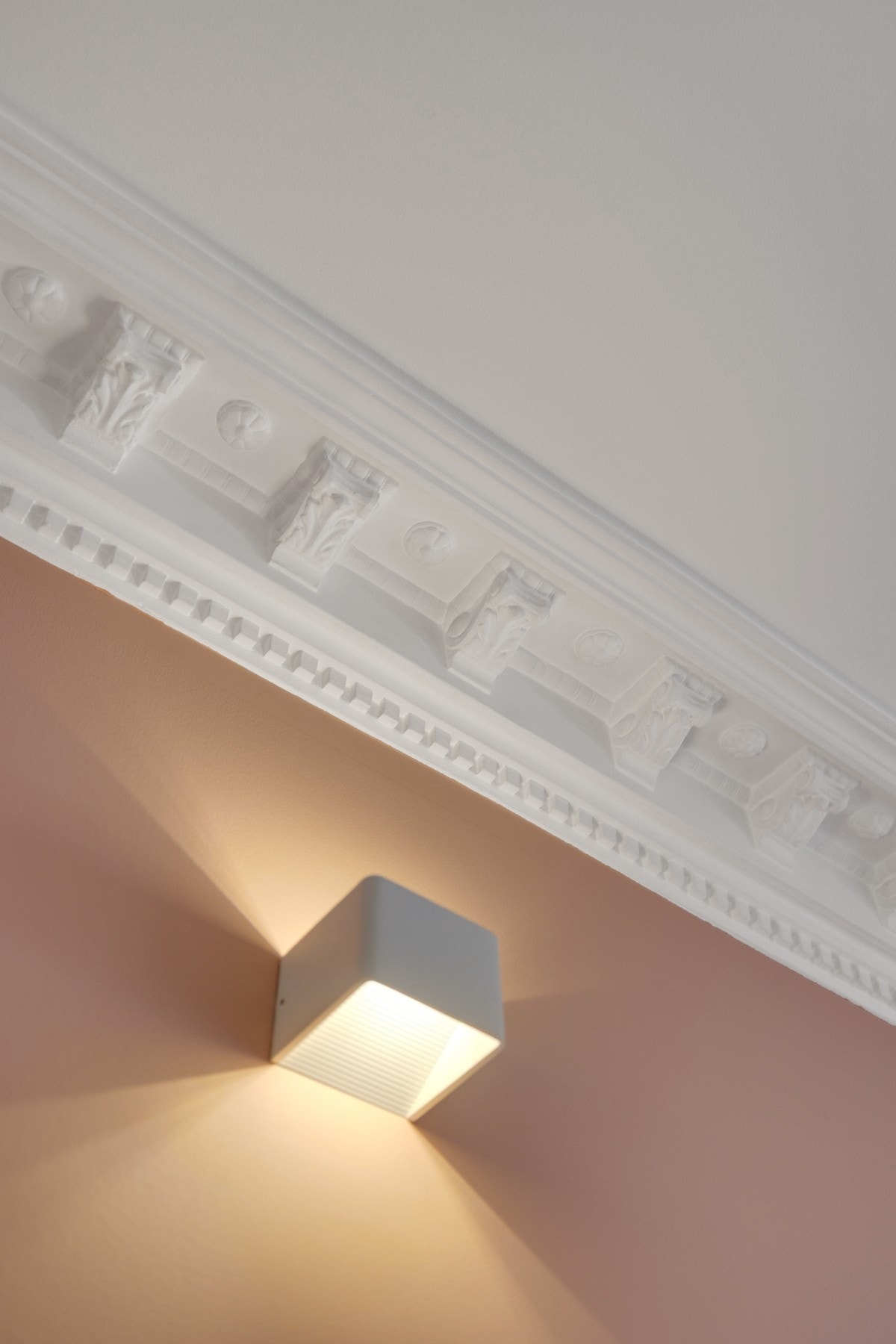 Klassiske detaljer med stukkatur. Galleribilde