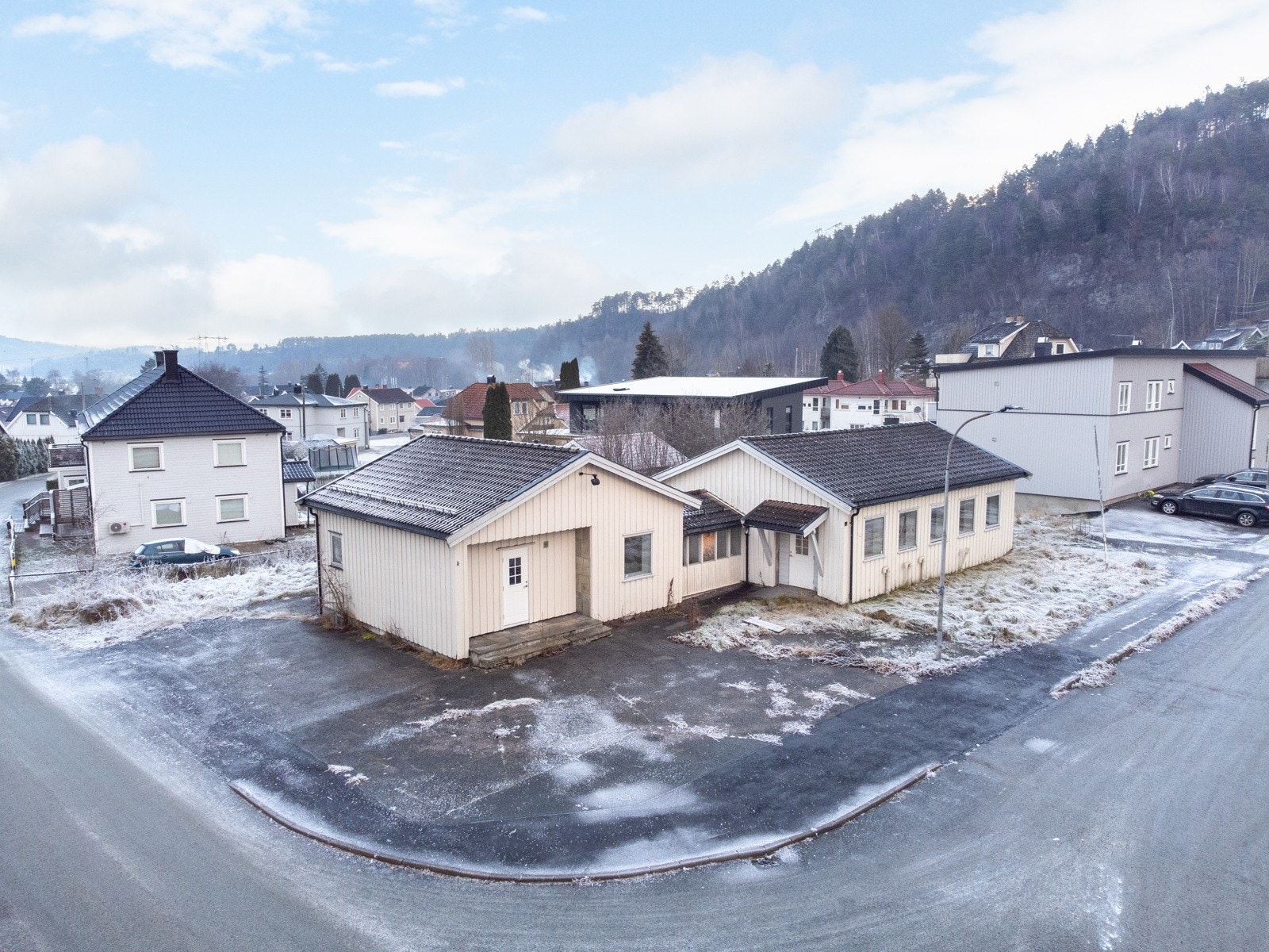 Meglerhuset Telemark v/Jørn Eik-Nilsen har gleden av å presentere Gunnigata 3. Galleribilde