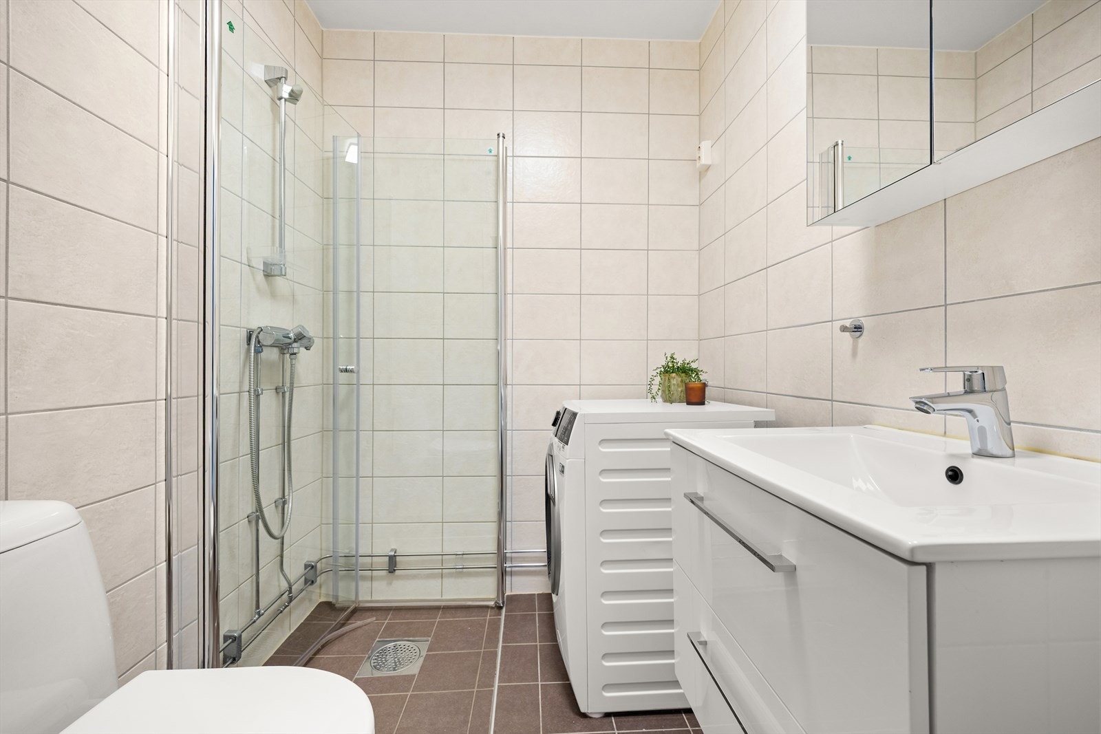 Pent bad renovert i 2019 i regi av borettslaget Galleribilde