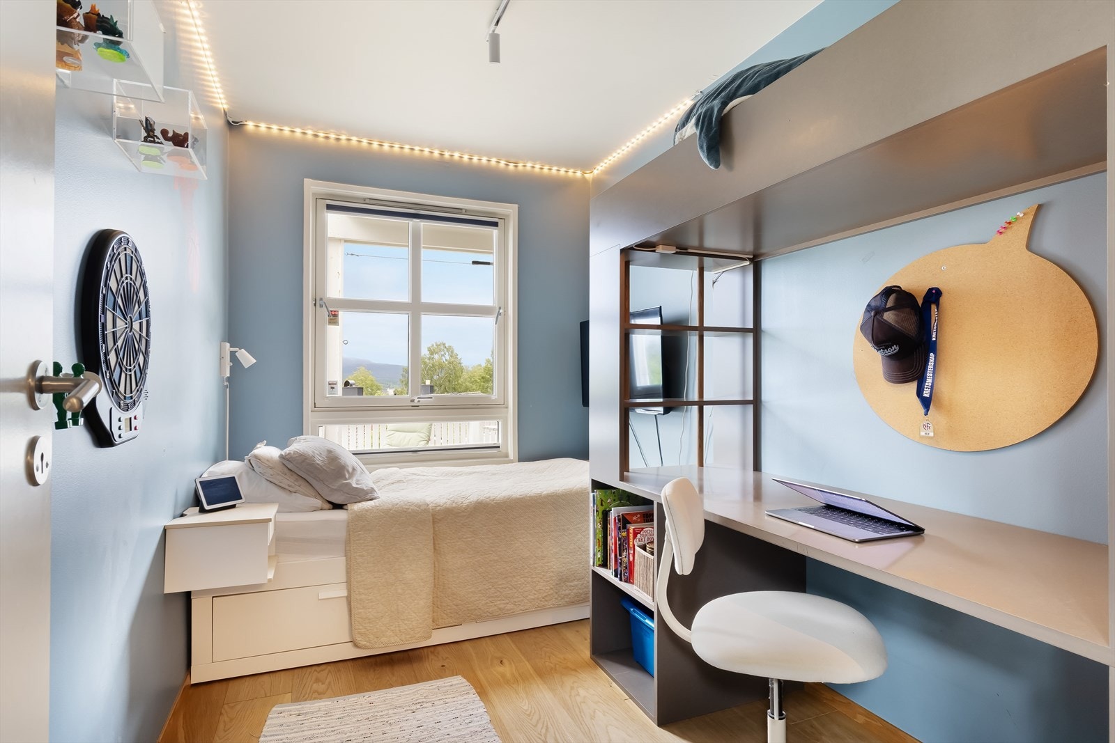 Soverom 3 av fin størrelse, godt egnet for den minste Galleribilde