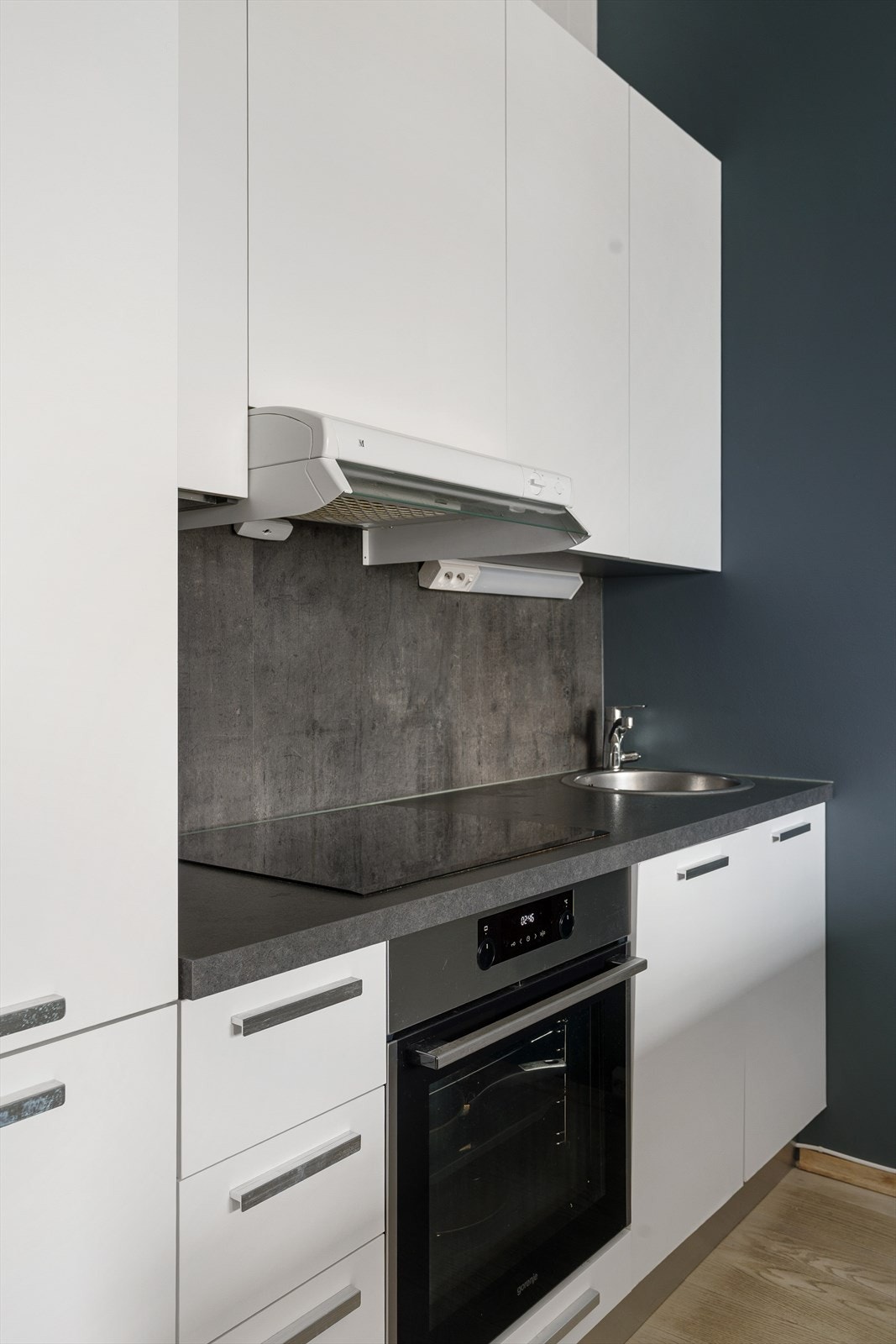 Kjøkkenet har fått TG-1 av takstmann og fremstår i god stand Galleribilde