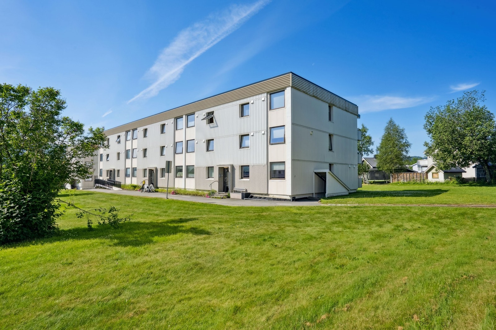 Fin 3- roms i 1. etasje, beliggende på enden. Foto: EFKT. Galleribilde