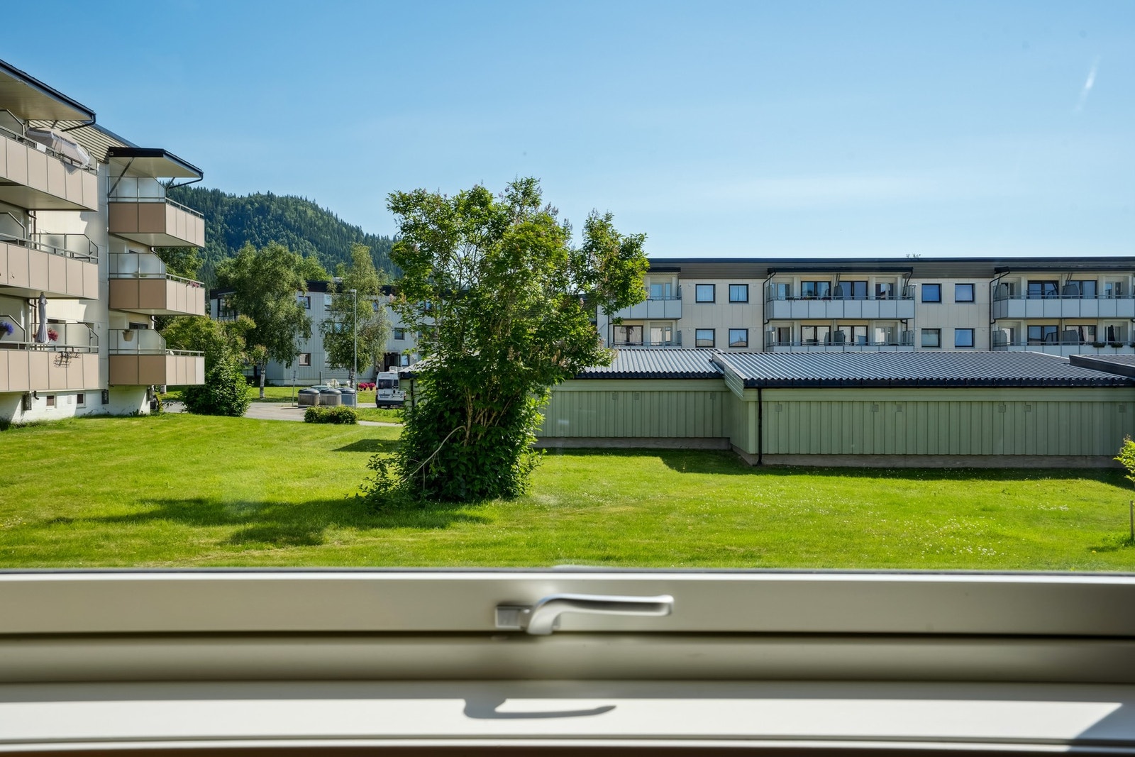 Utsikt fra kjøkkenet. Galleribilde