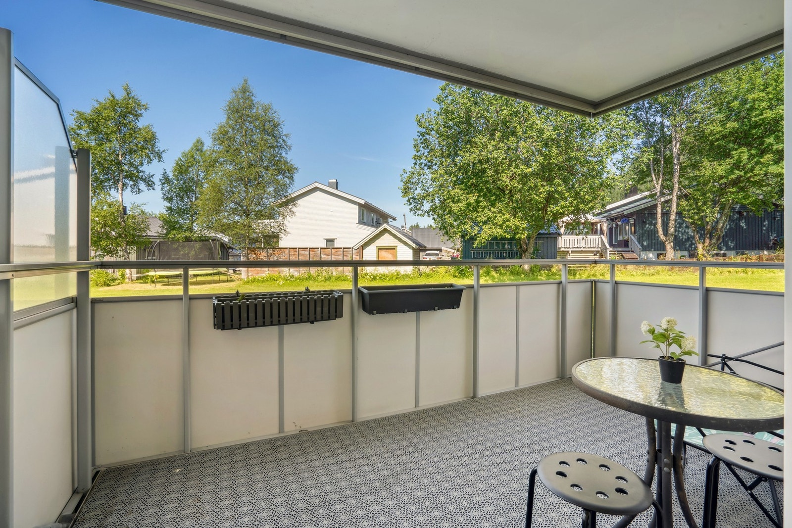 Takoverbygget balkong fasade vest på ca. 9 m2. Galleribilde