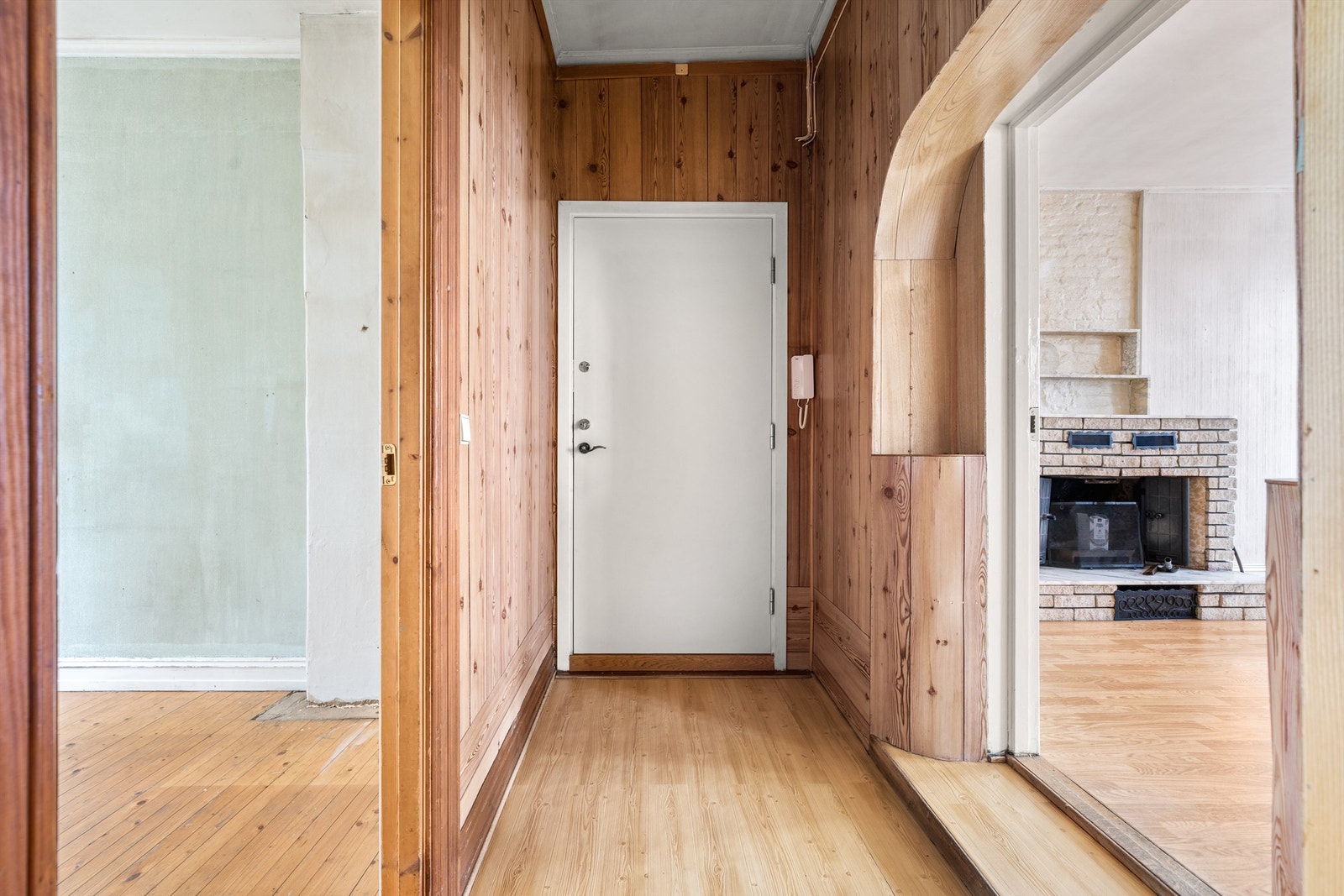 Entré. Galleribilde