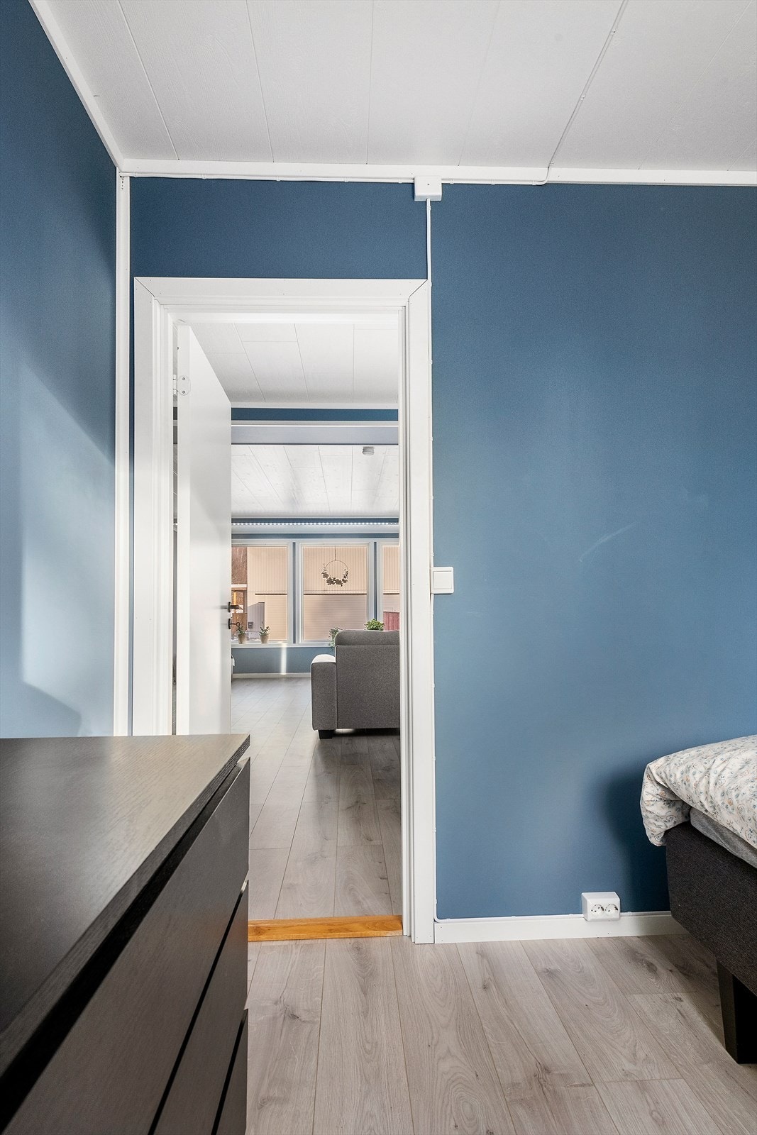 Bilde tatt fra soverom mot stue. Galleribilde