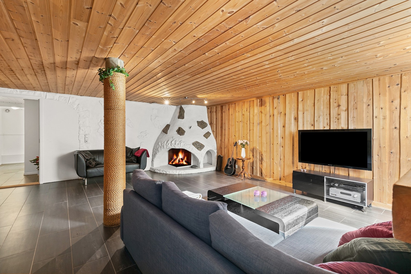 Flislagt gulv med varmekabler. Galleribilde