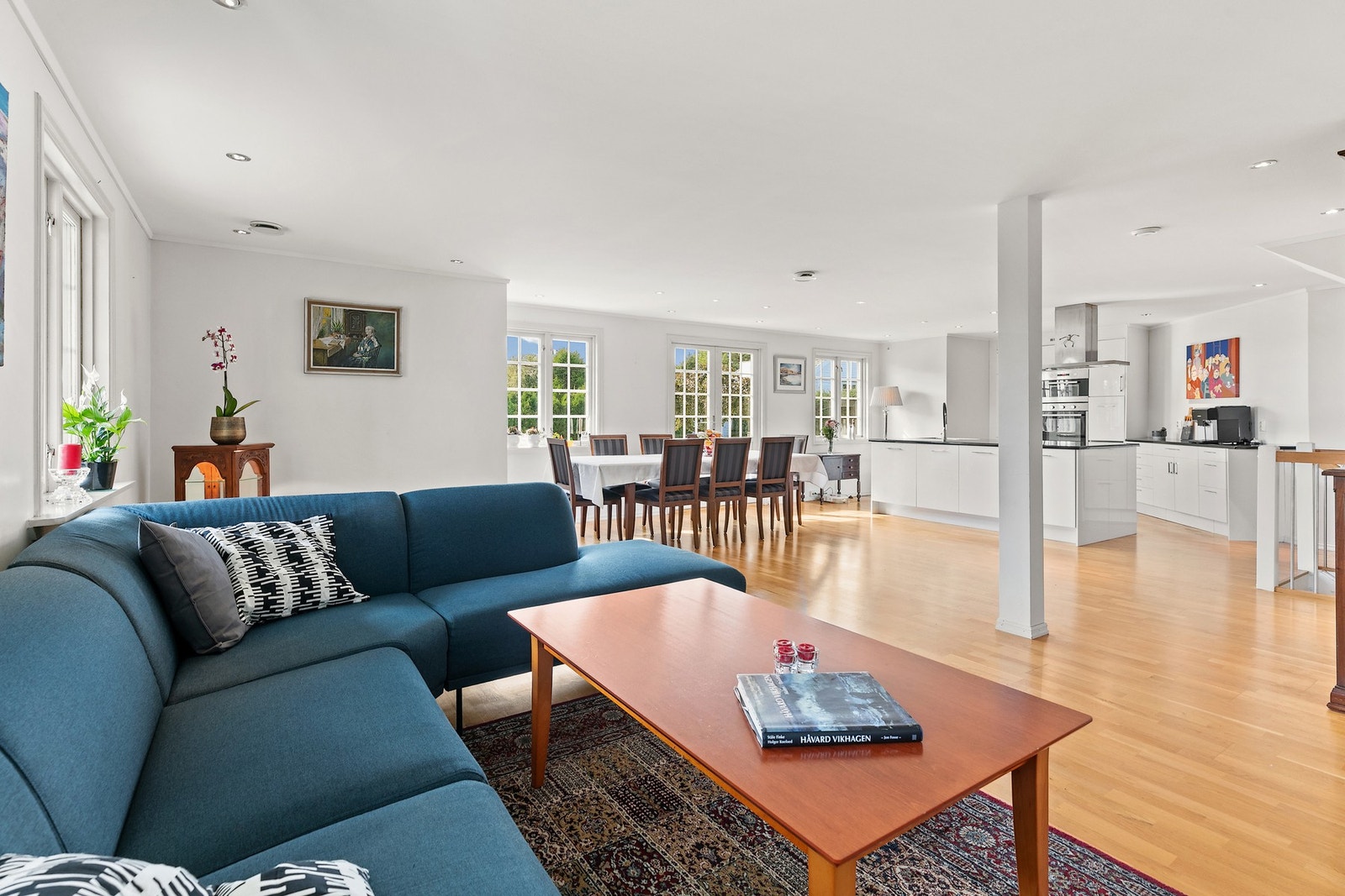 Stor boltreplass på over 50 kvm. Galleribilde