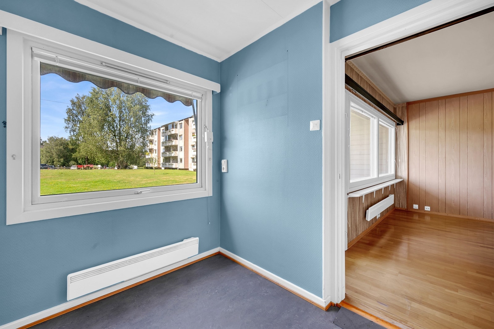 Store vindusflater gir optimale lysforhold. Galleribilde