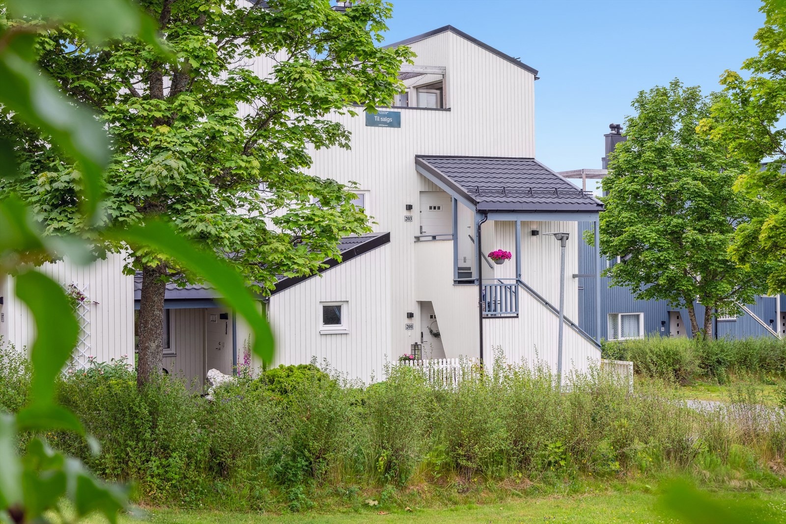 Fin intern beliggenhet i populært og barnevennlig boligområde. Galleribilde
