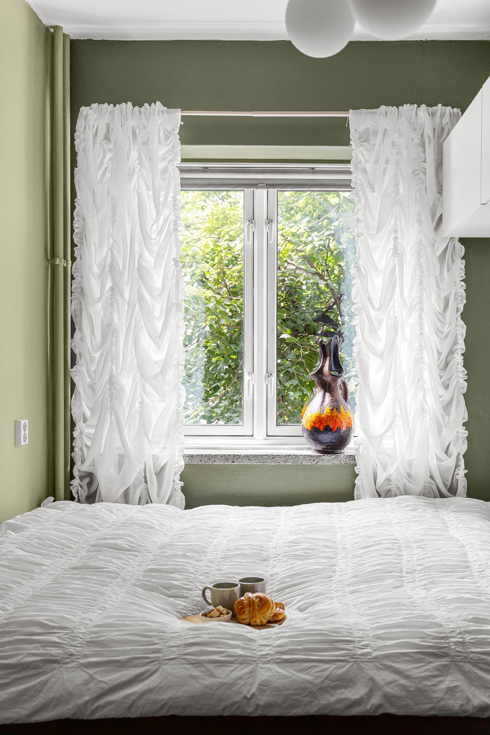 Usjenert beliggenhet i 2. etasje, skjermet for innsyn Galleribilde