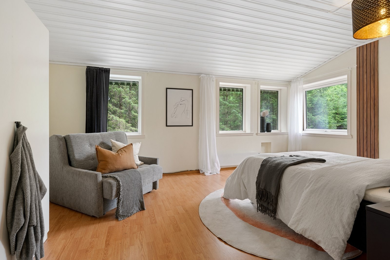 - Soverom 3 måler 16,8 m² - Galleribilde