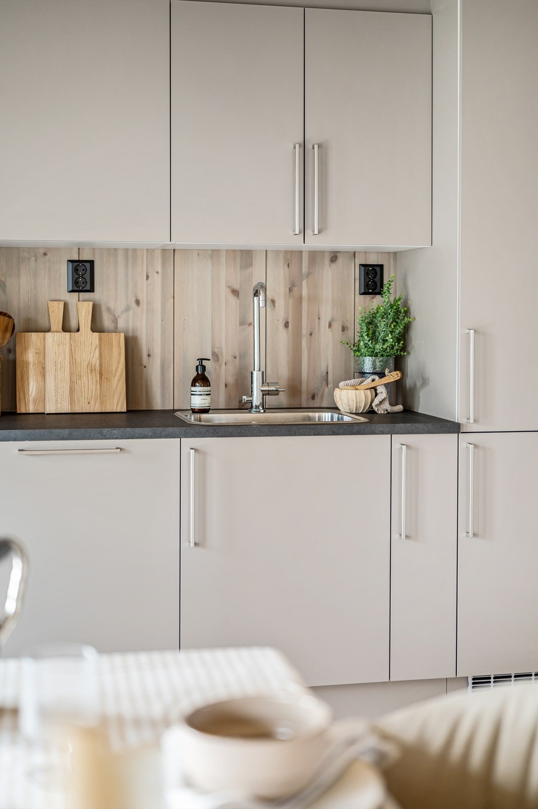 Stemningsbildet i forbindelse med kjøkkenet Galleribilde