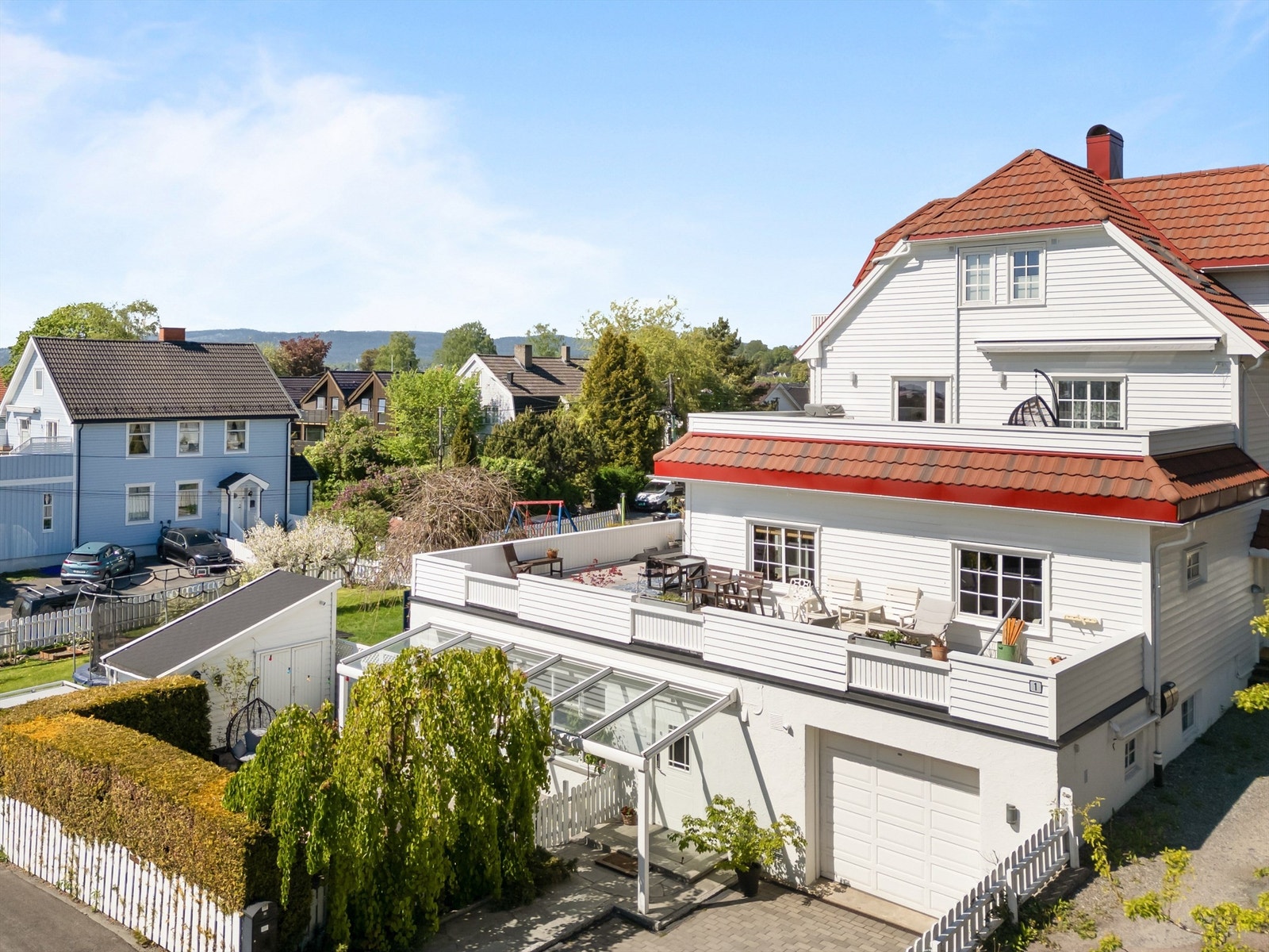 Velkommen til Liaveien 1 presentert av Eiendomsmegler Kristoffer Stormfelt! Galleribilde
