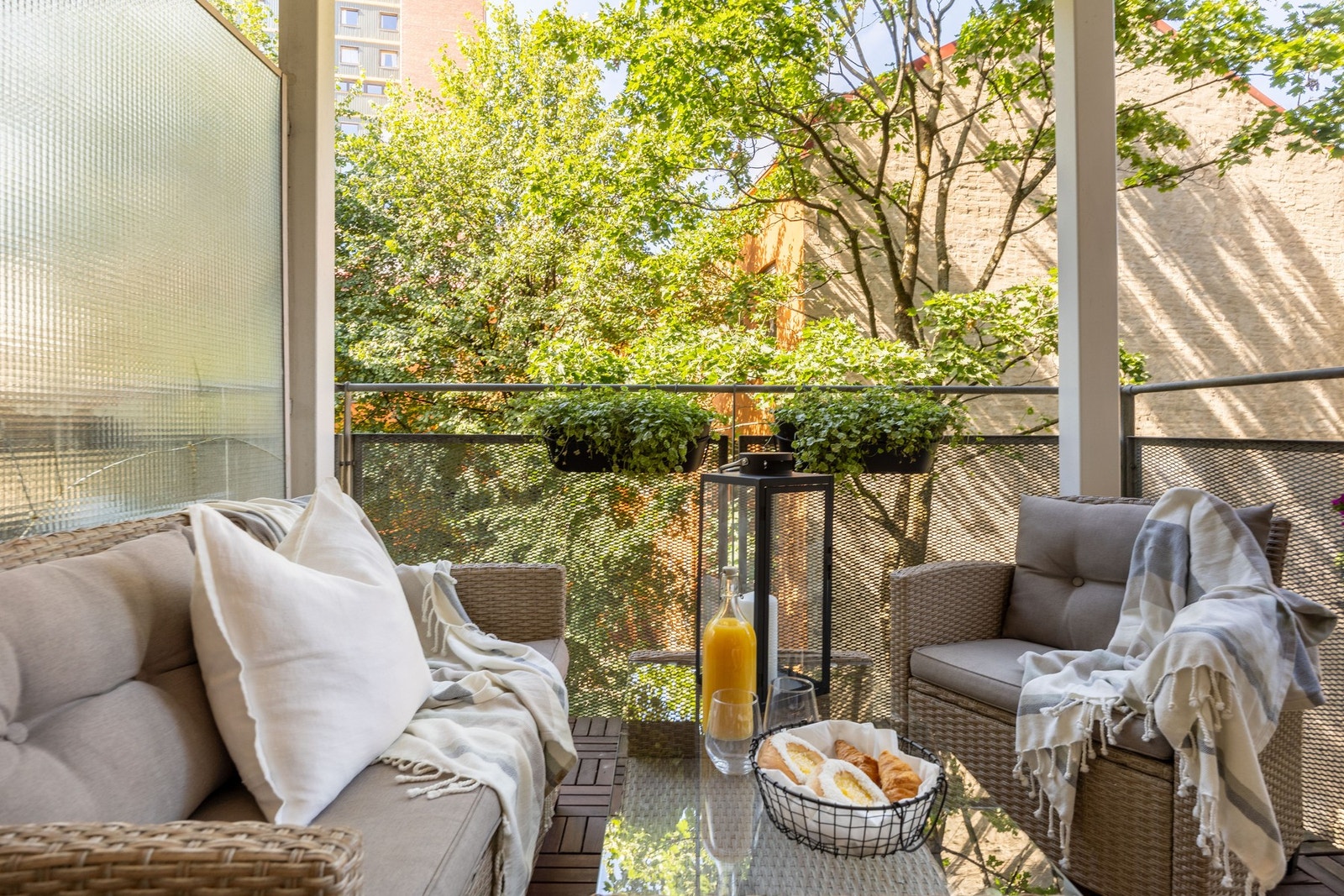 Her bor du høyt og fritt i 5. etasje med enkel heisadkomst. Galleribilde